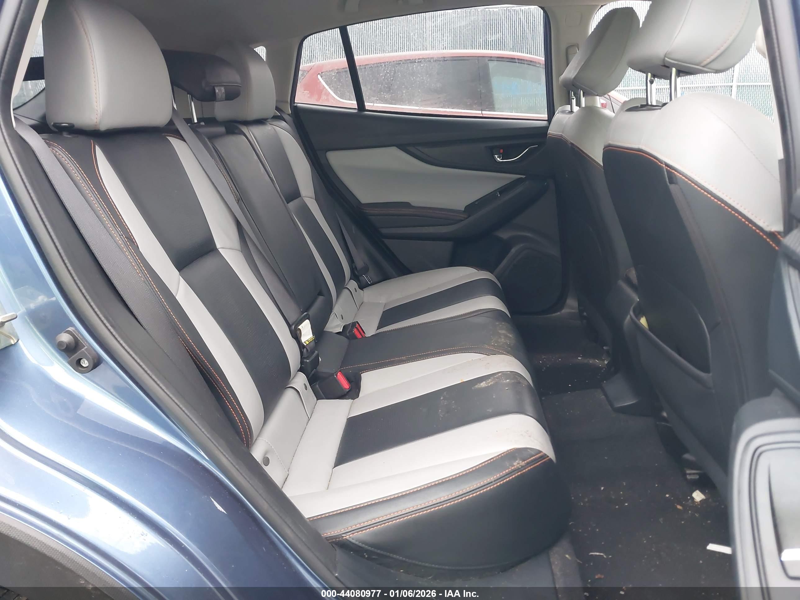 SUBARU CROSSTREK image 8