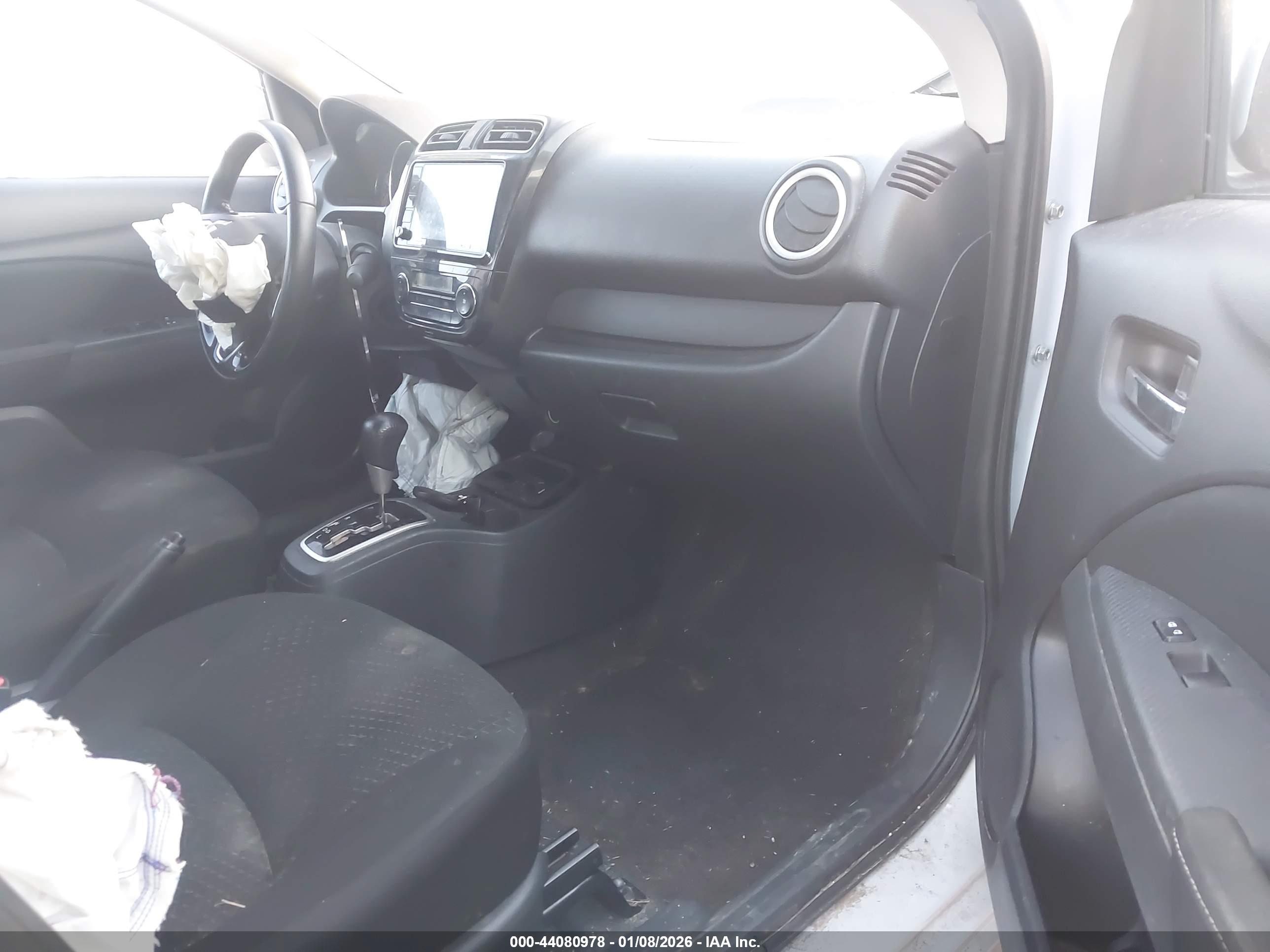 MITSUBISHI MIRAGE image 5