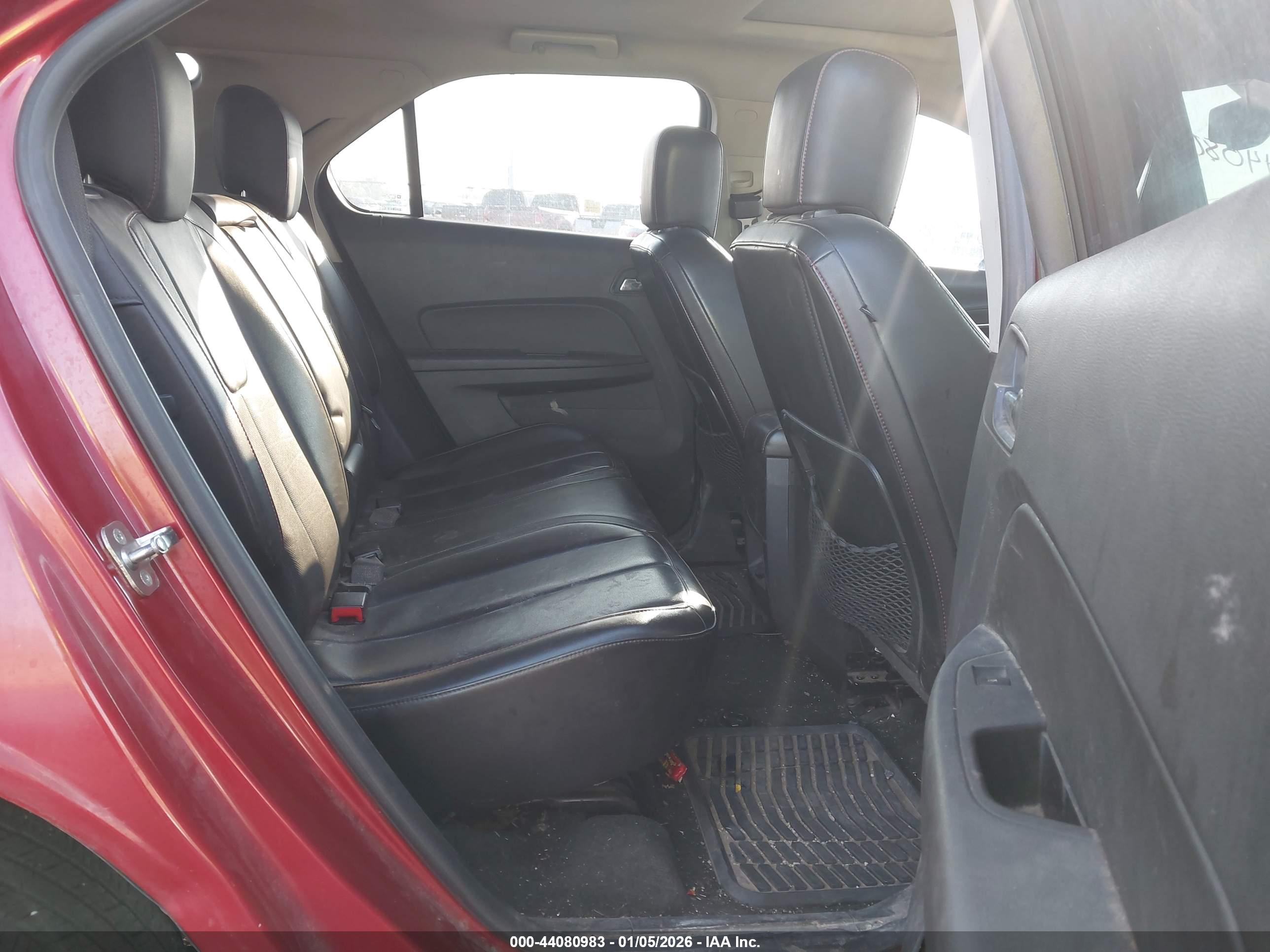CHEVROLET EQUINOX image 8