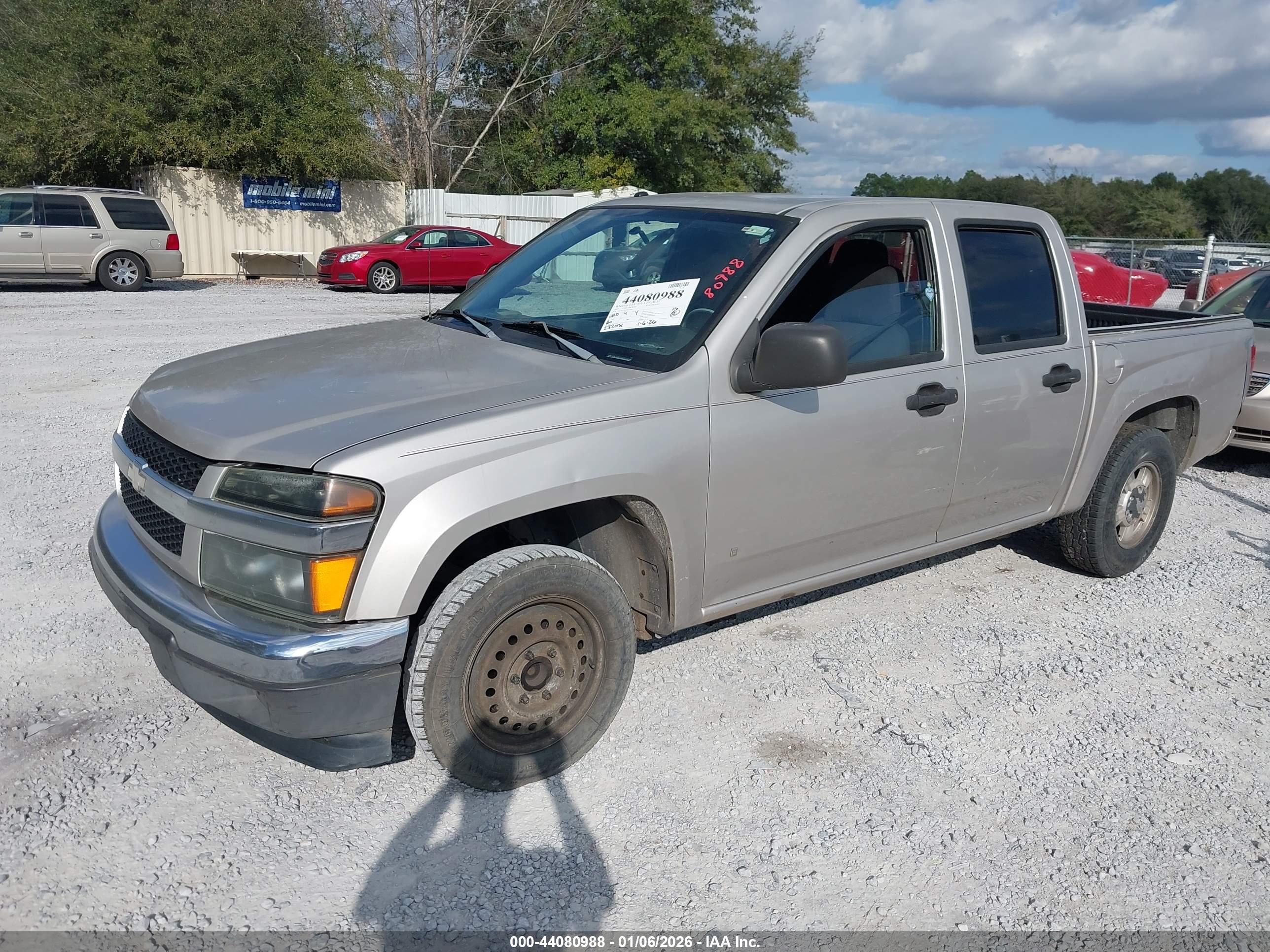 CHEVROLET COLORADO image 2