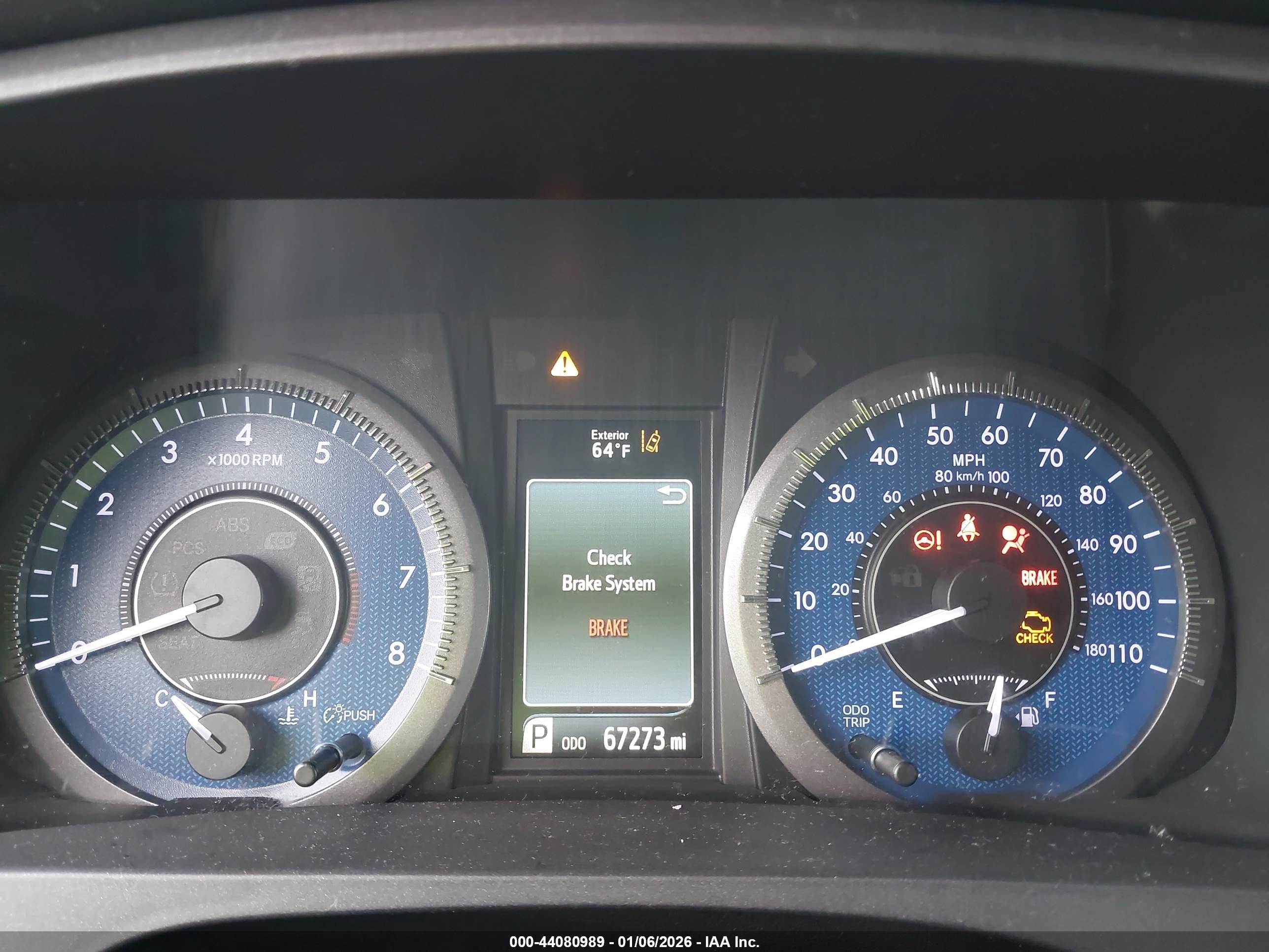 TOYOTA SIENNA image 7