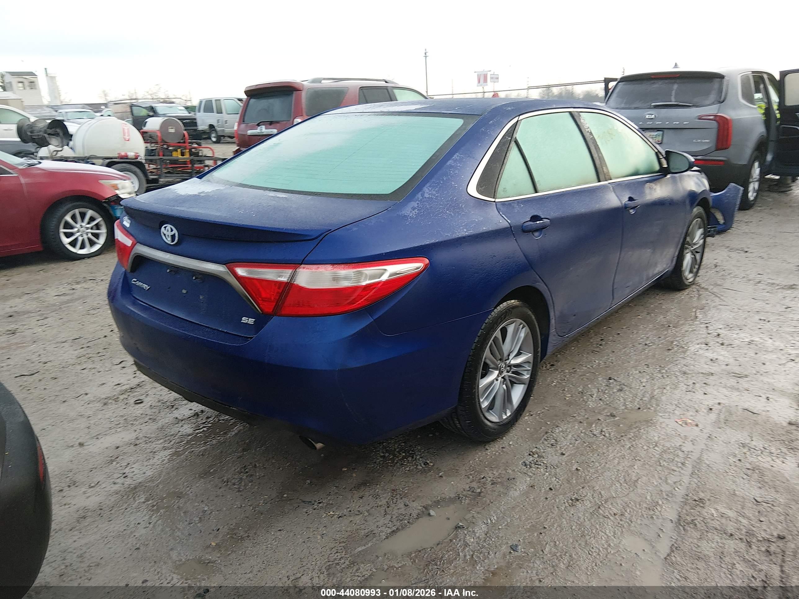TOYOTA CAMRY image 4