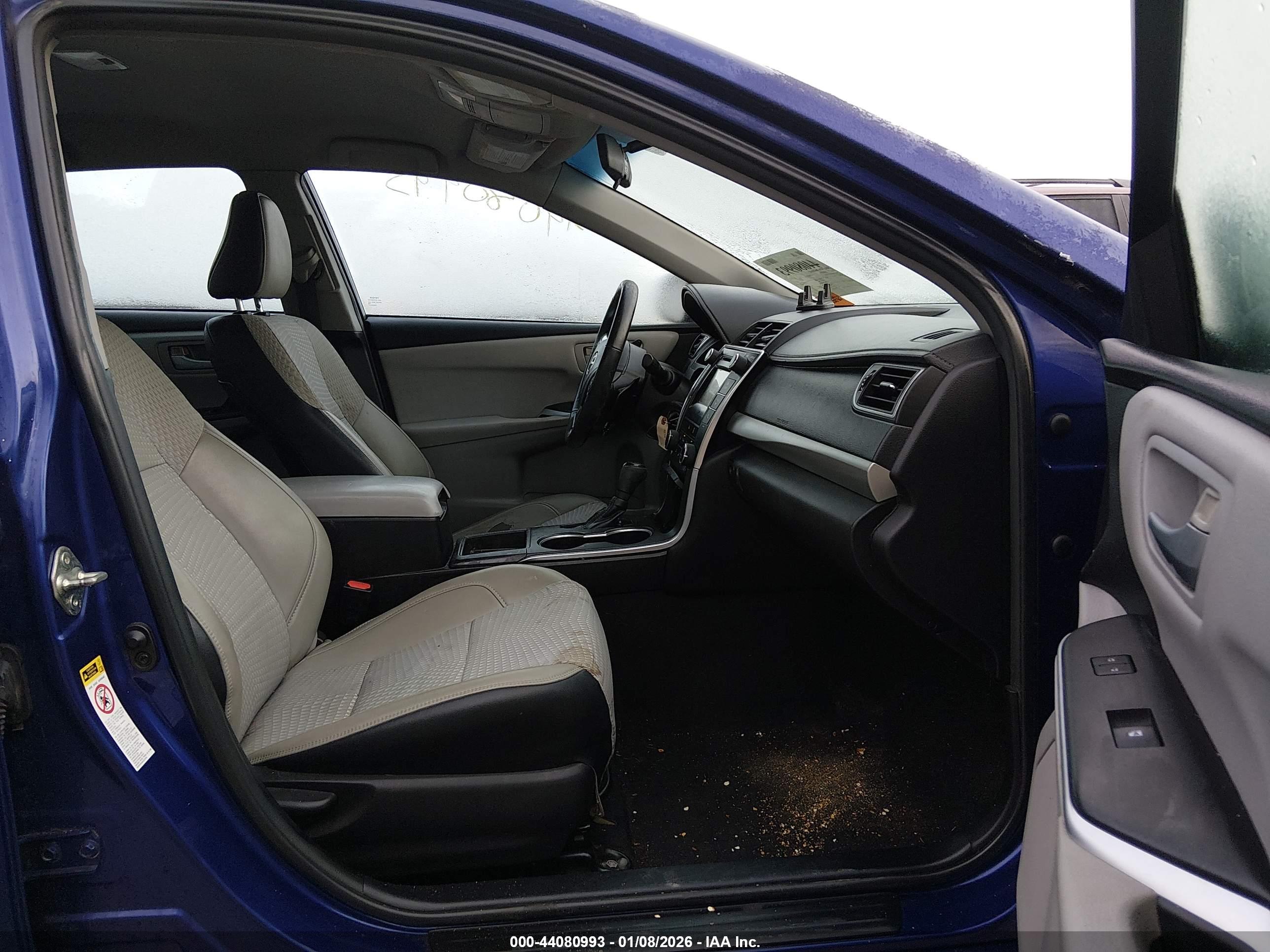 TOYOTA CAMRY image 5