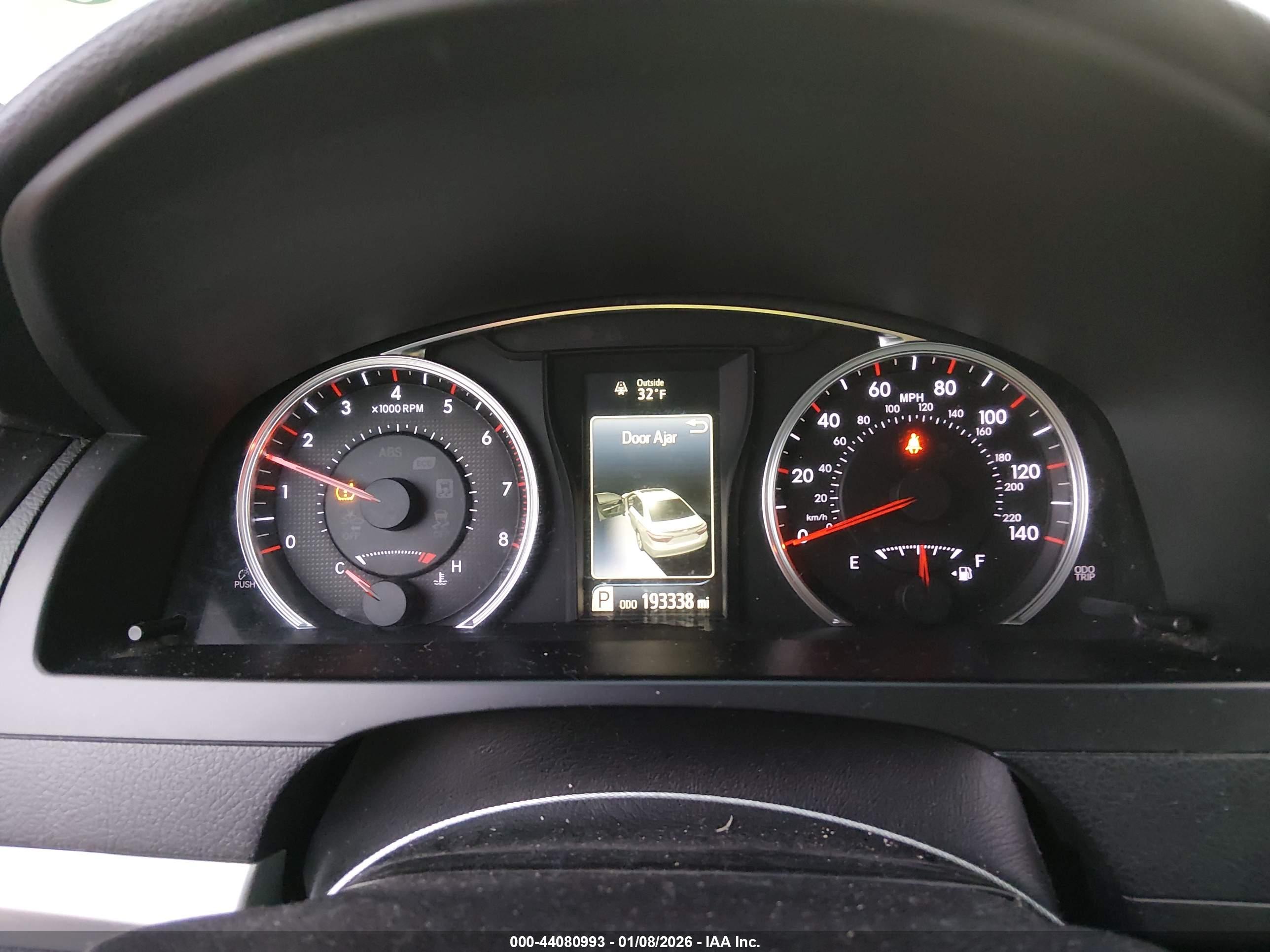 TOYOTA CAMRY image 7