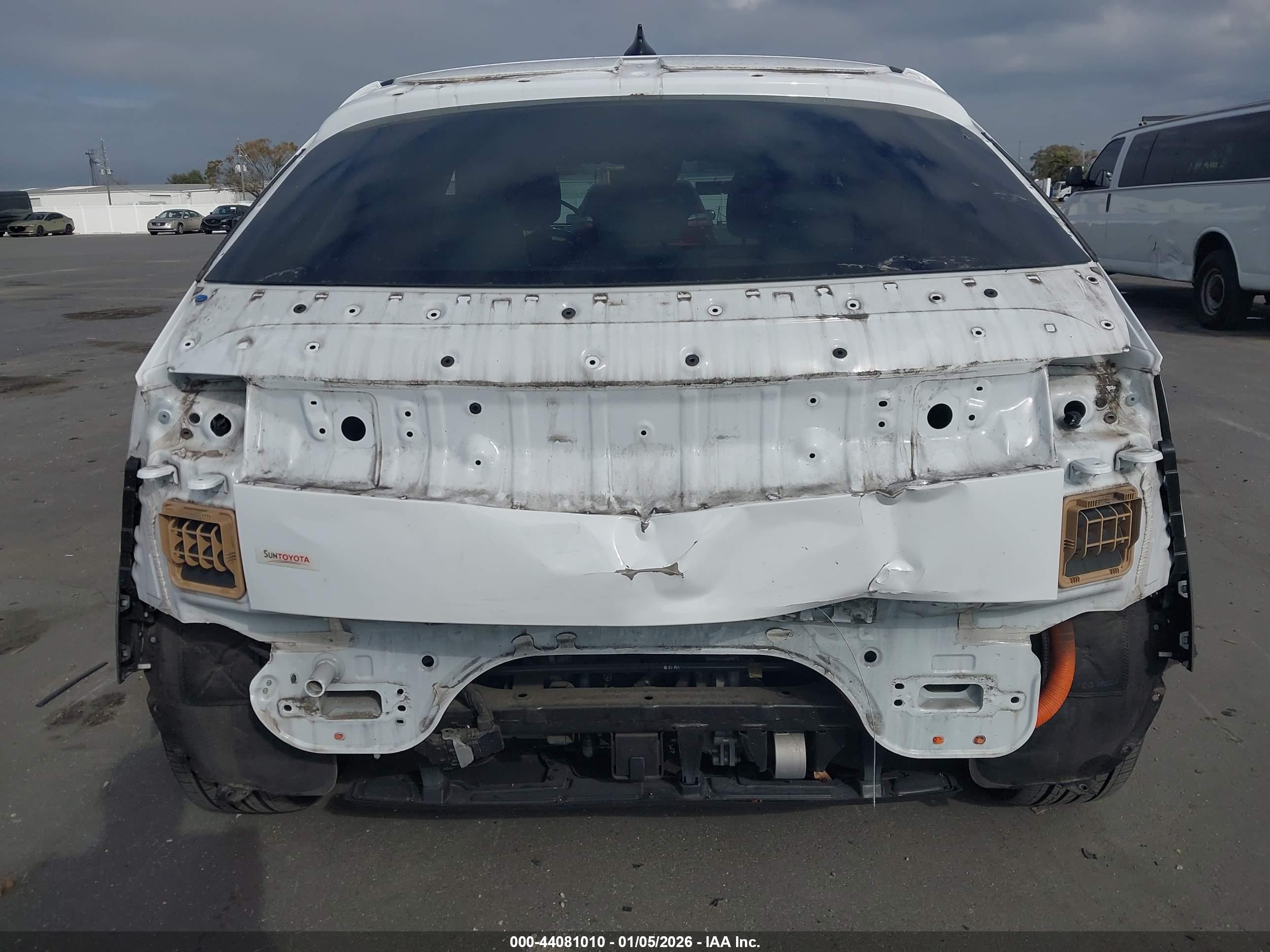 HYUNDAI IONIQ image 6