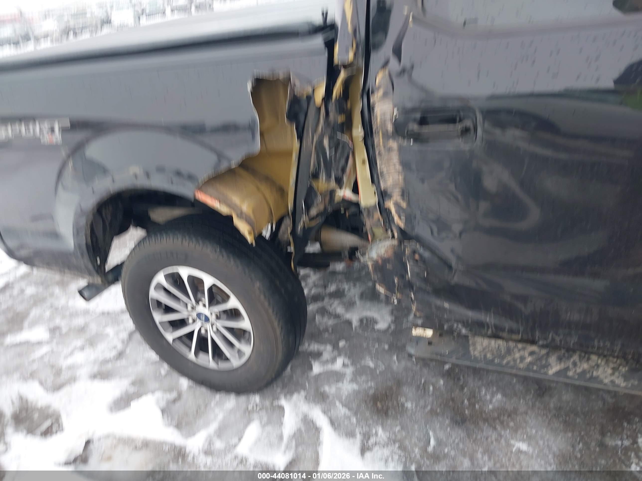 FORD F-150 image 6