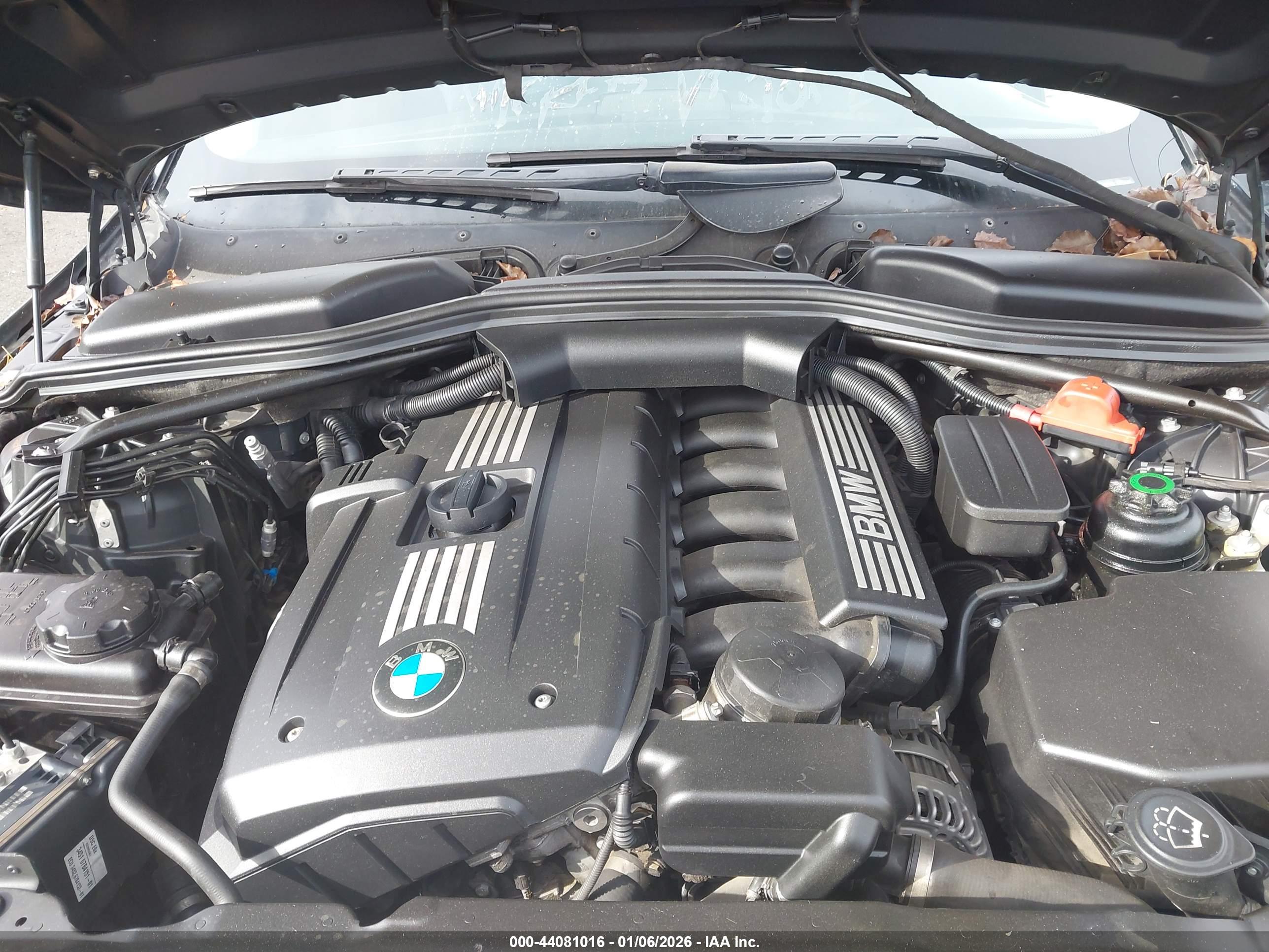 BMW 528I image 10