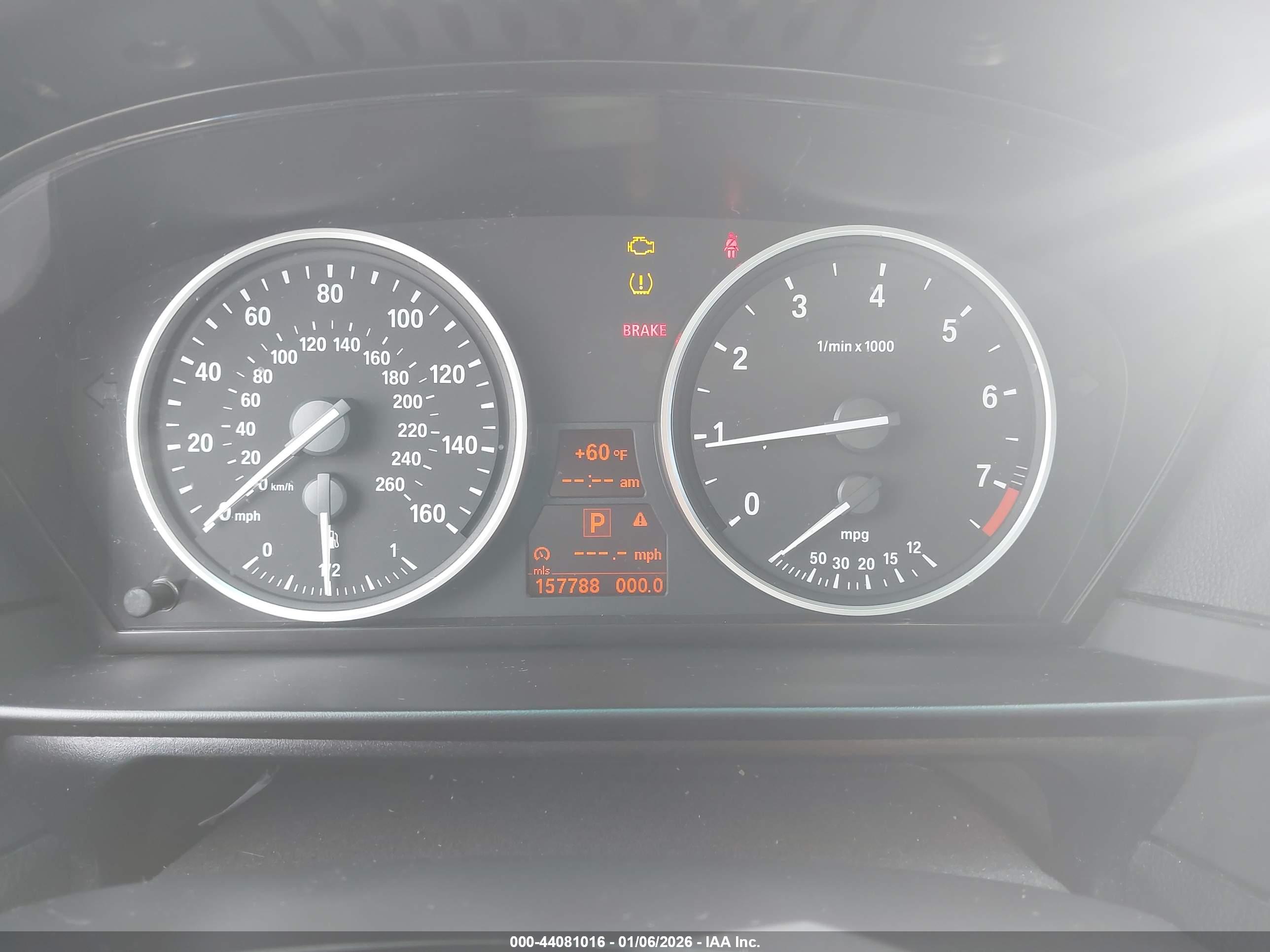 BMW 528I image 7