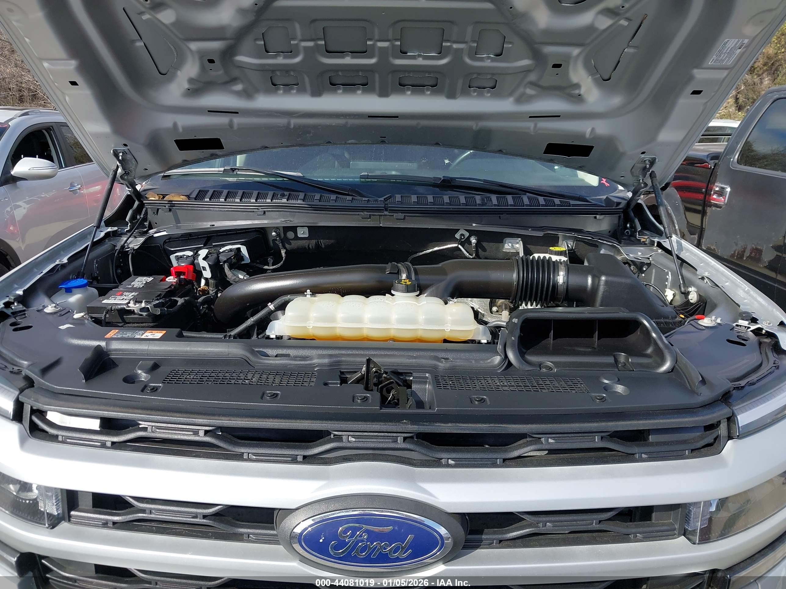FORD EXPEDITION image 10