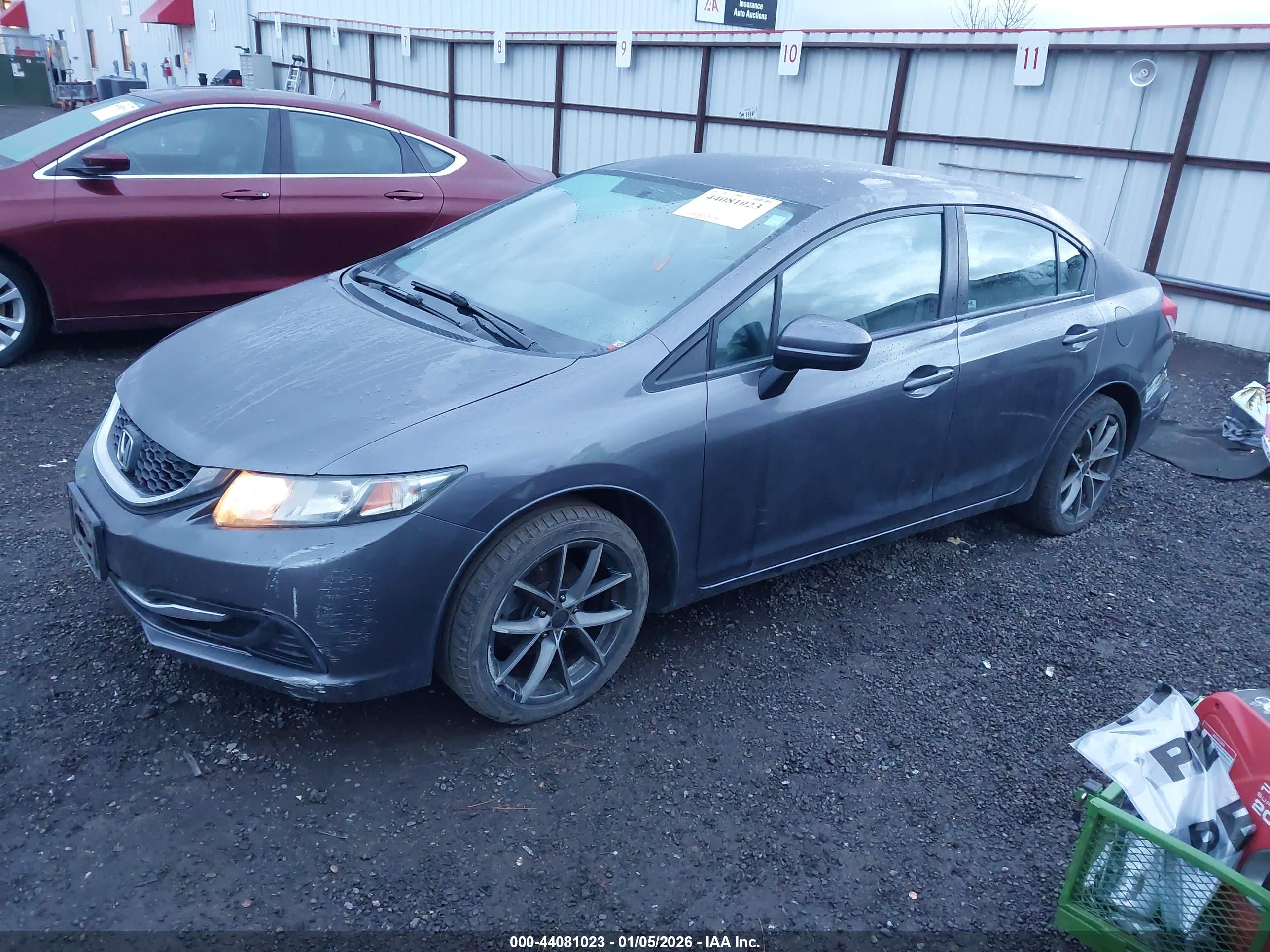 HONDA CIVIC image 2