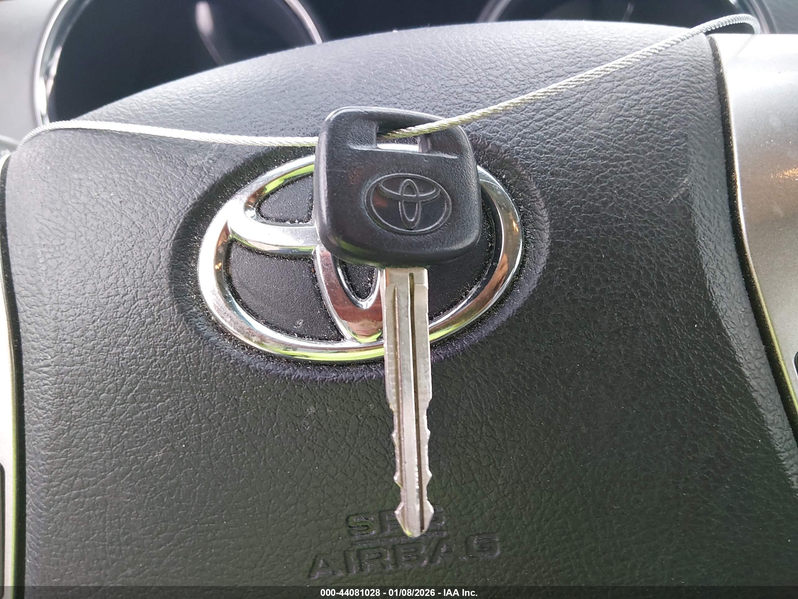 TOYOTA HIGHLANDER image 11
