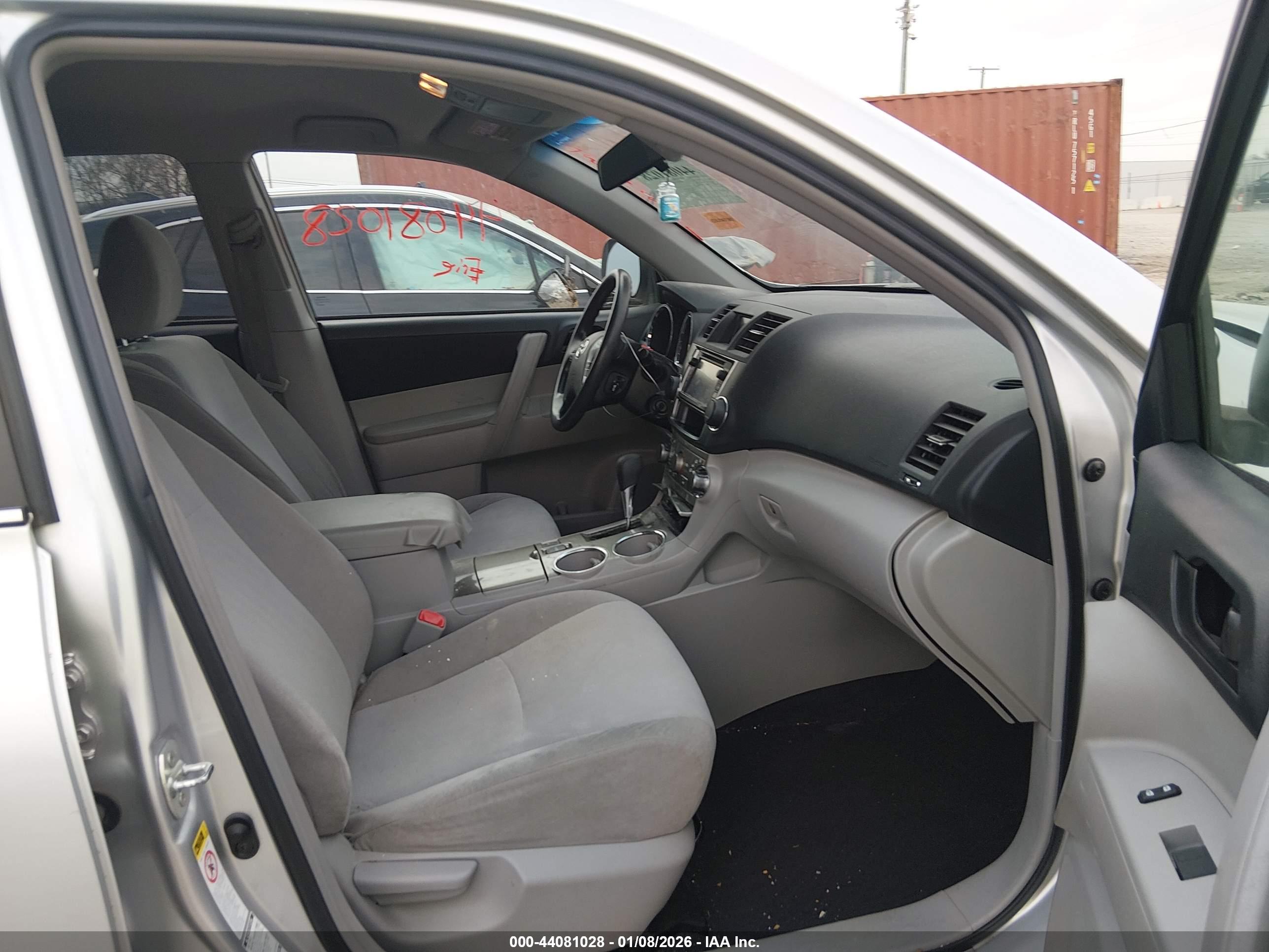 TOYOTA HIGHLANDER image 5