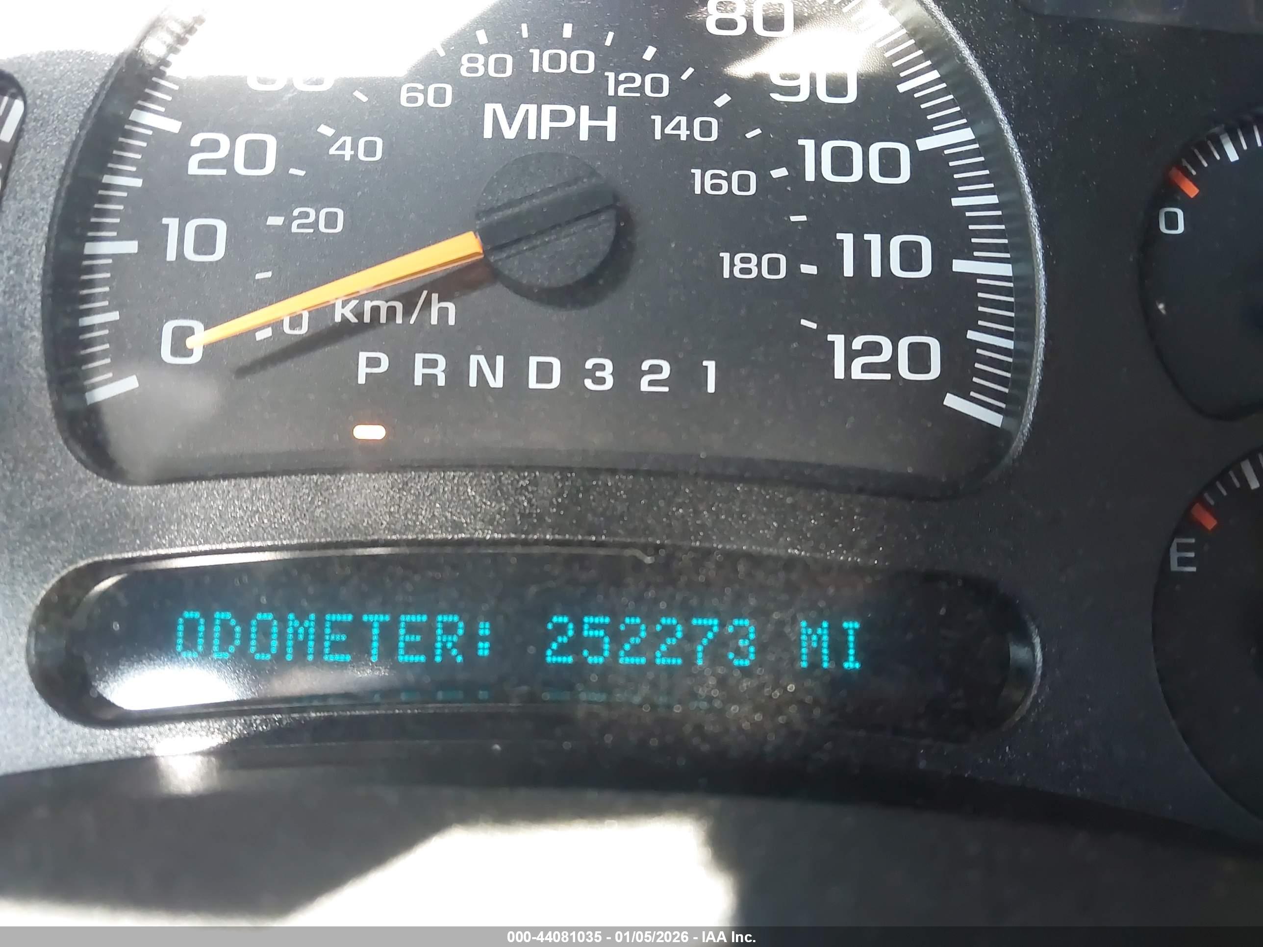 CHEVROLET TAHOE image 7