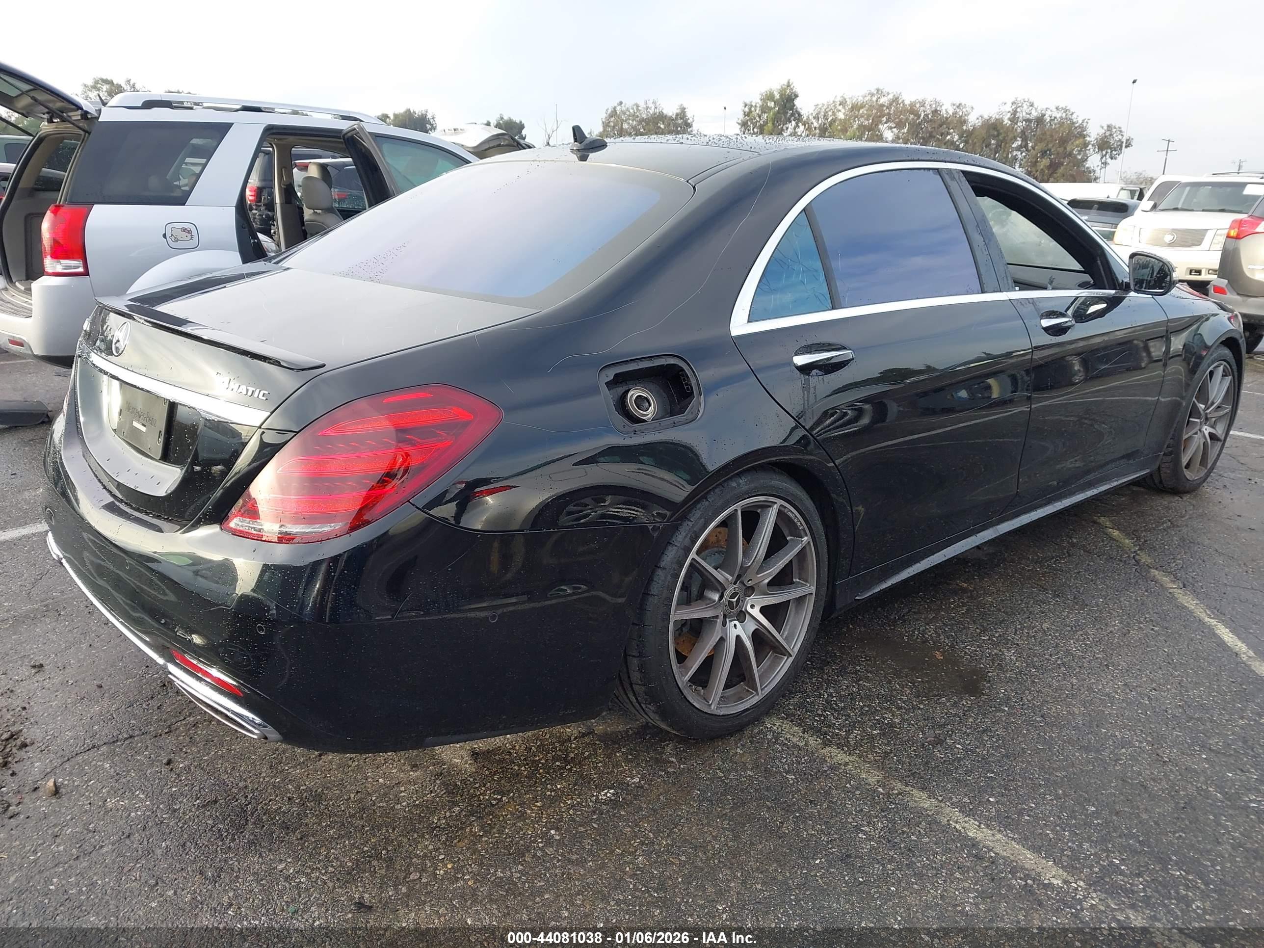 MERCEDES-BENZ S image 4