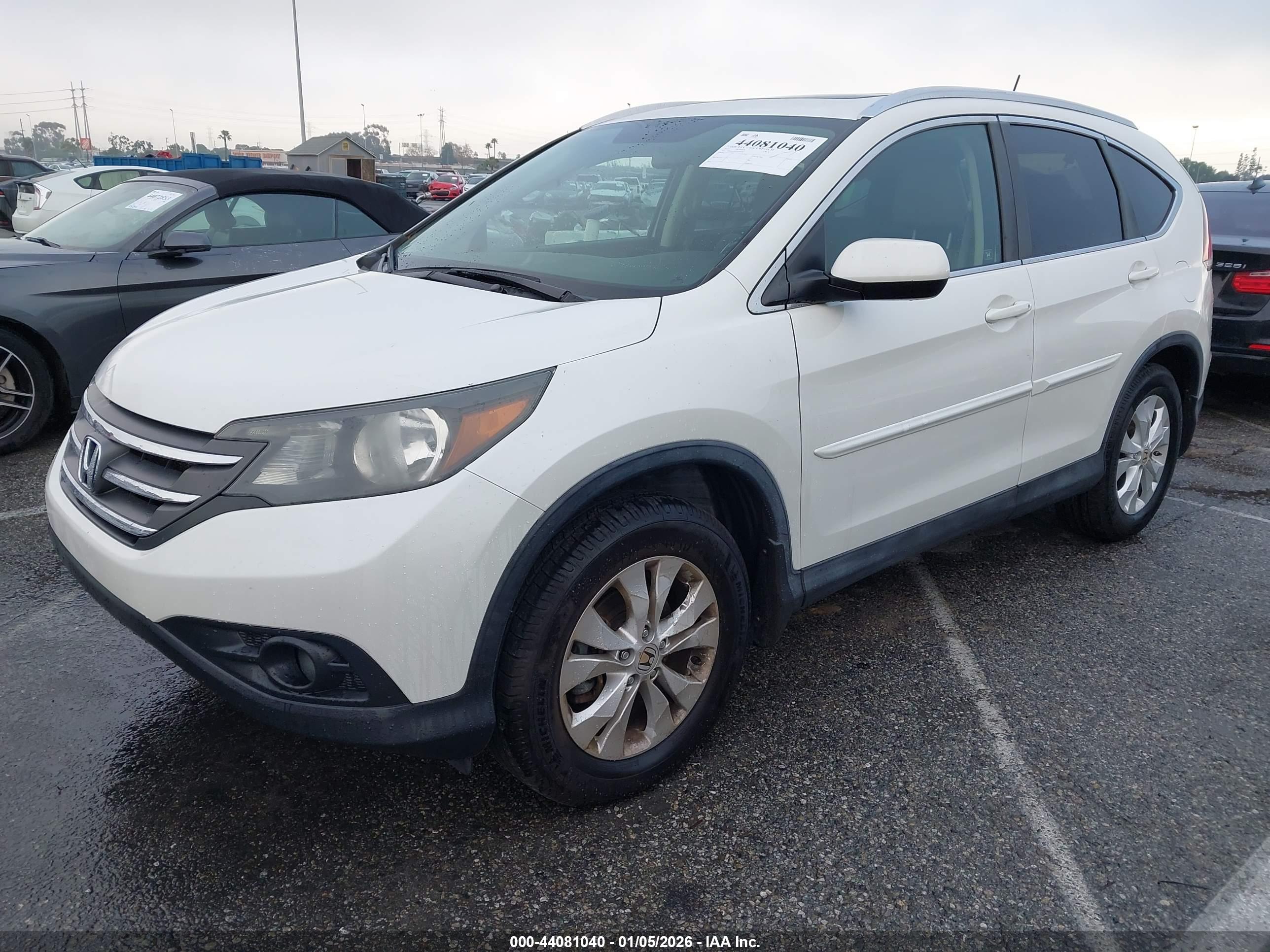 HONDA CR-V image 2