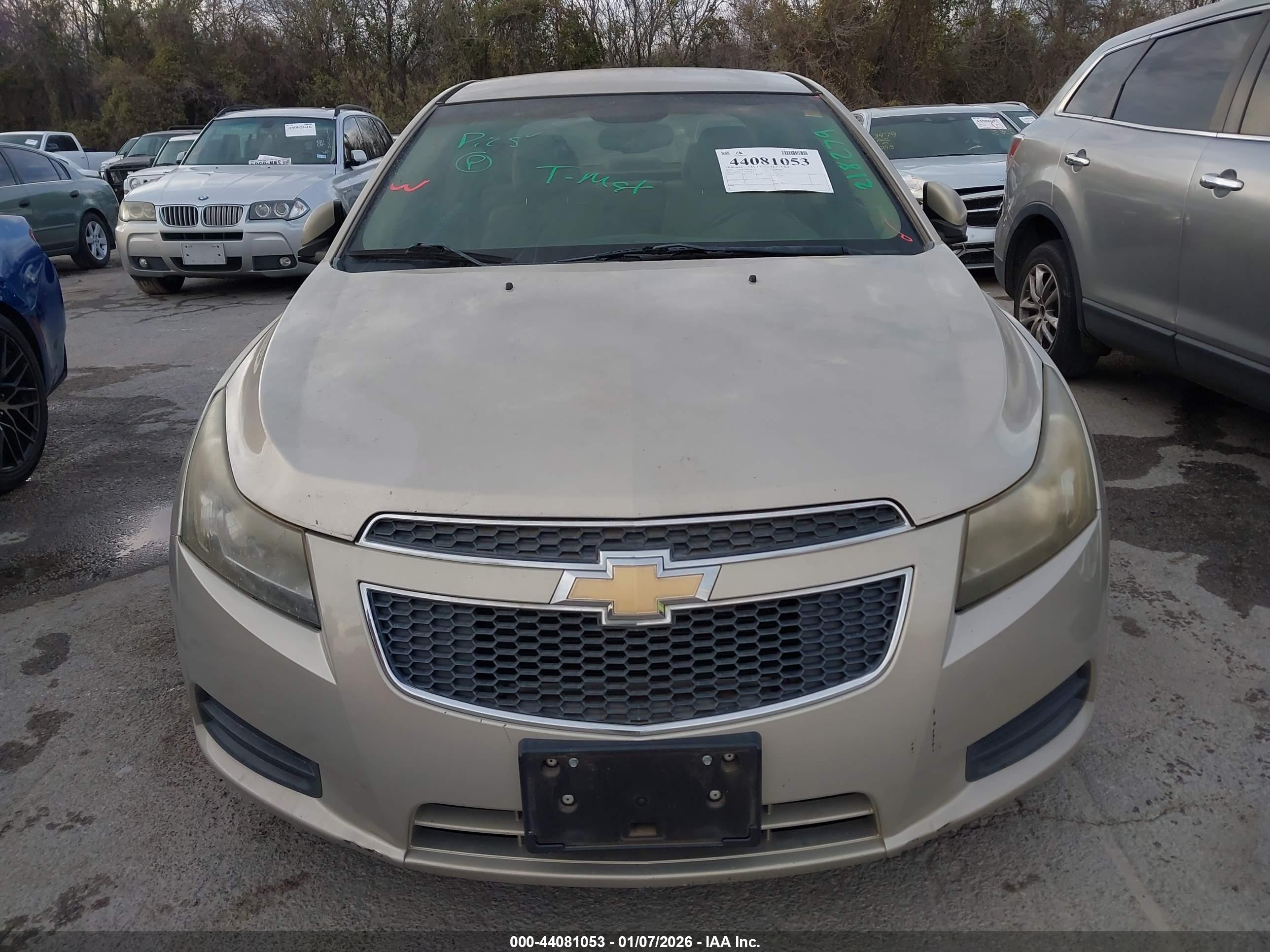 CHEVROLET CRUZE image 6