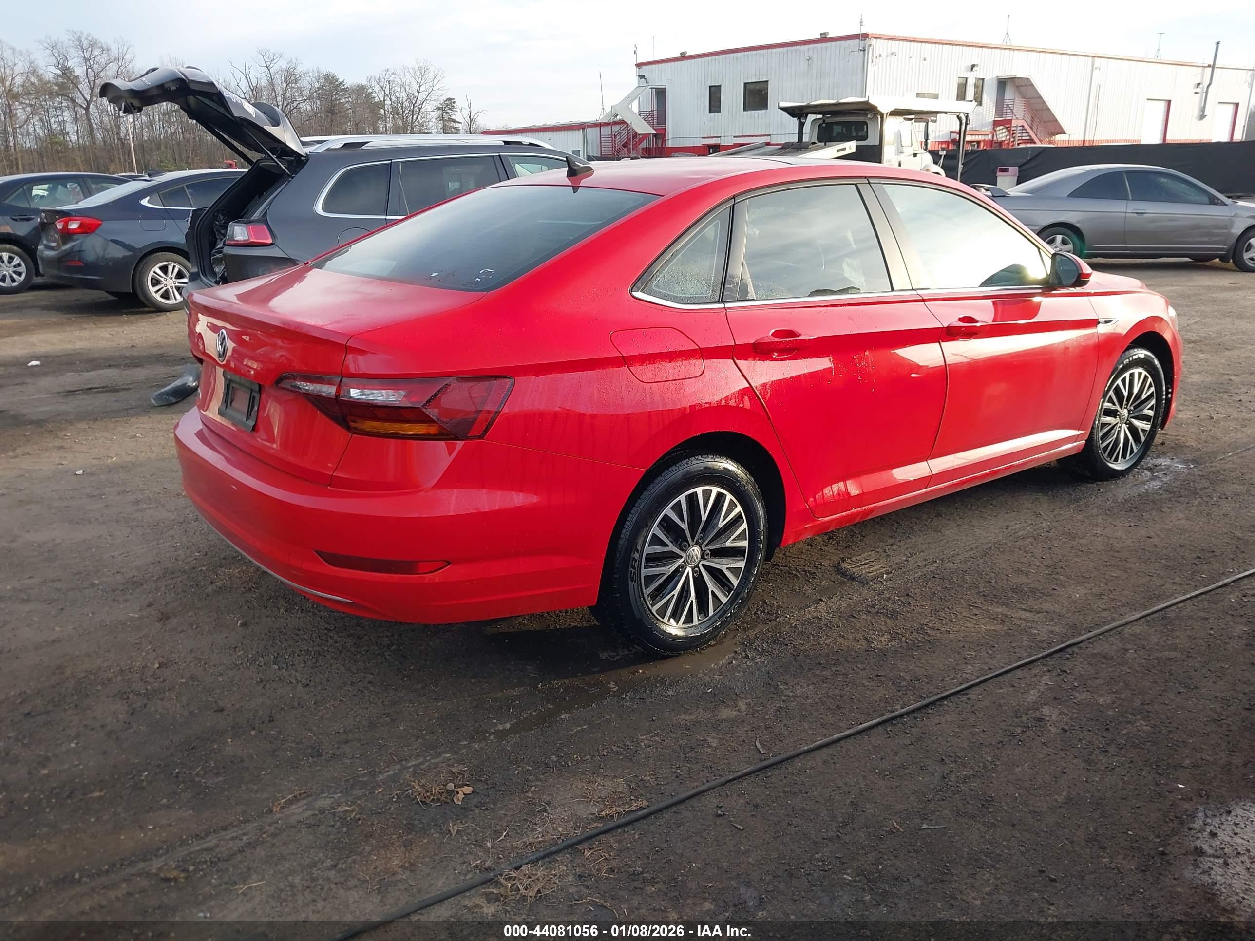 VOLKSWAGEN JETTA image 4