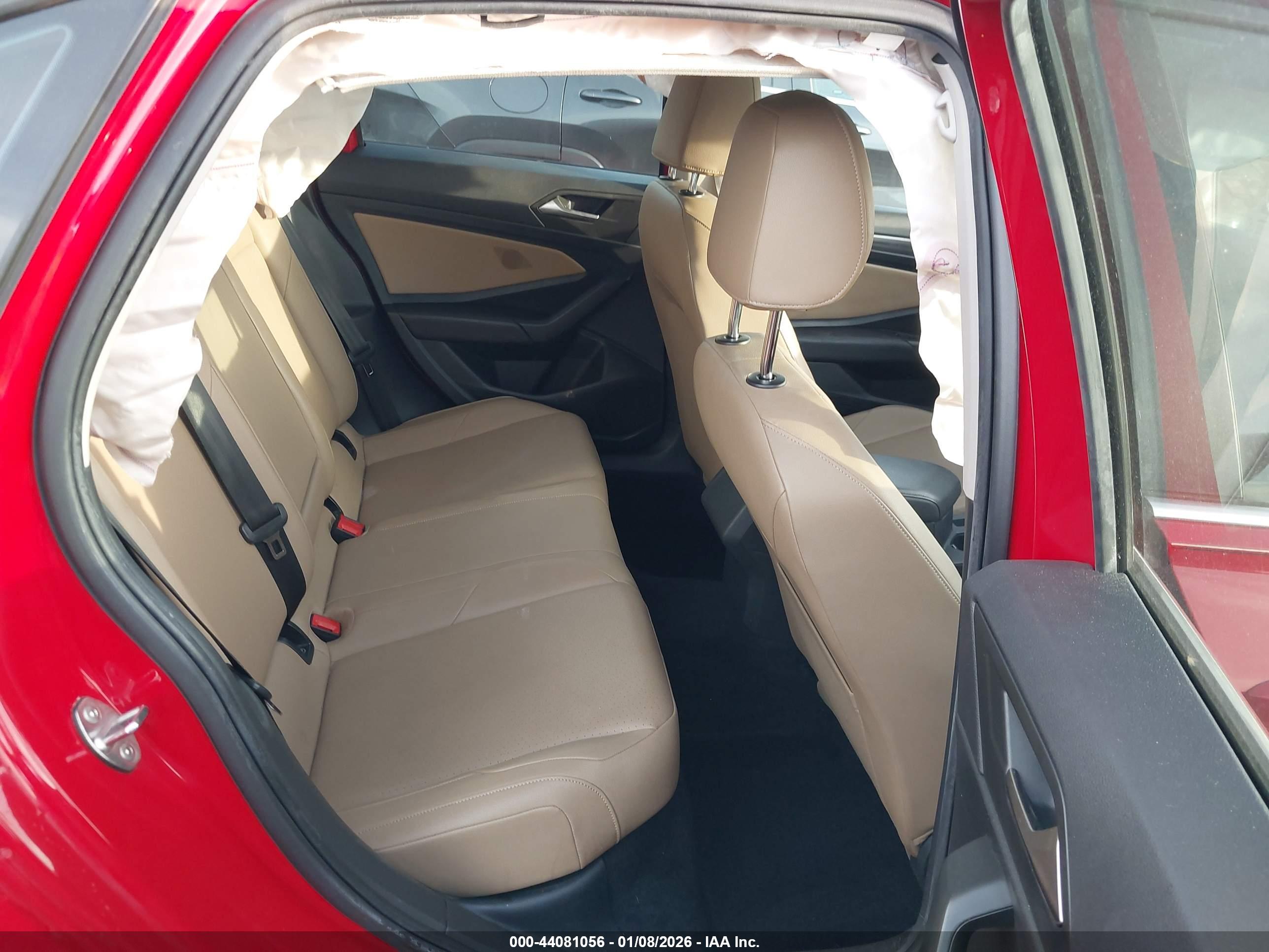 VOLKSWAGEN JETTA image 8