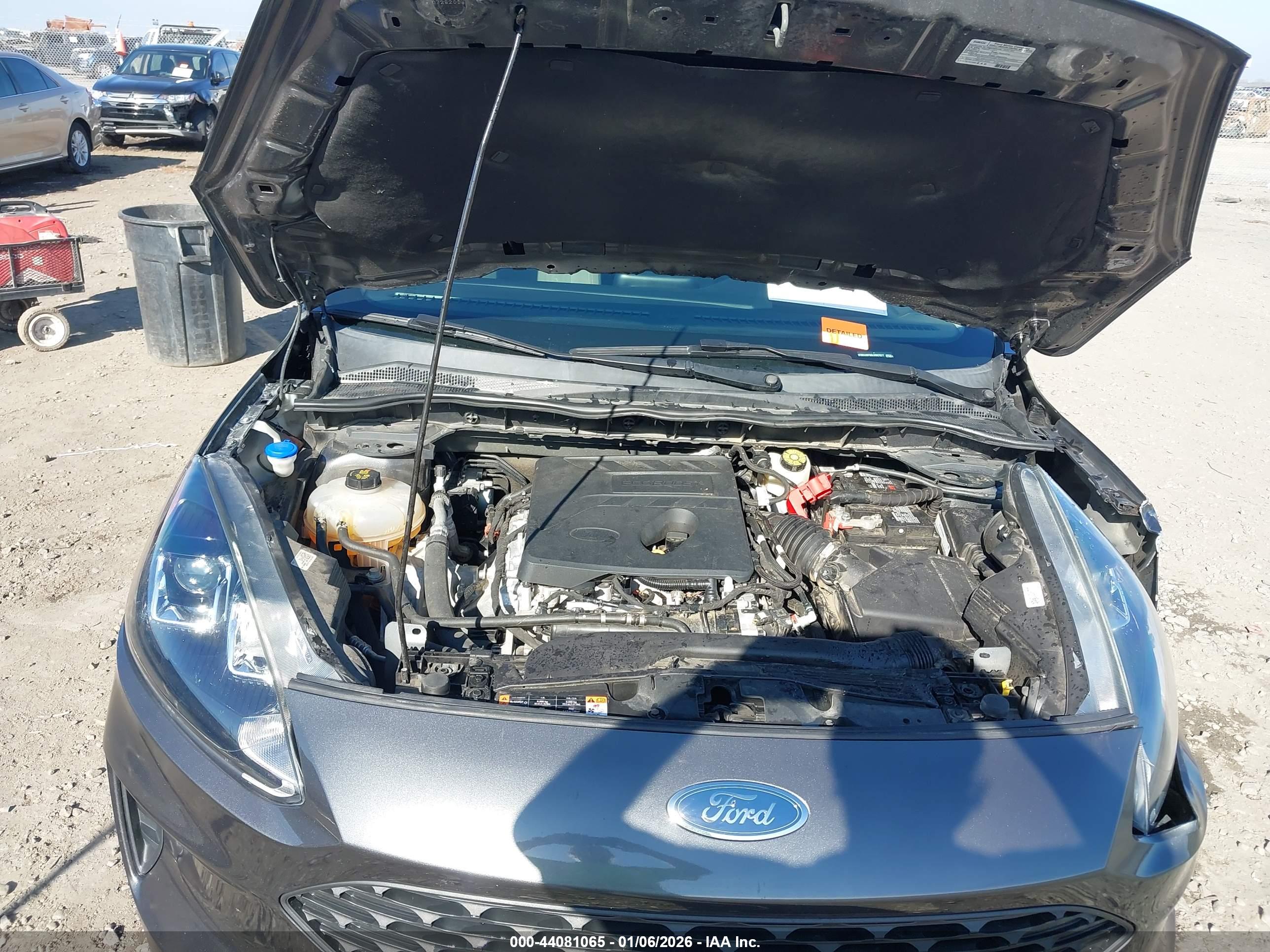 FORD ESCAPE image 10