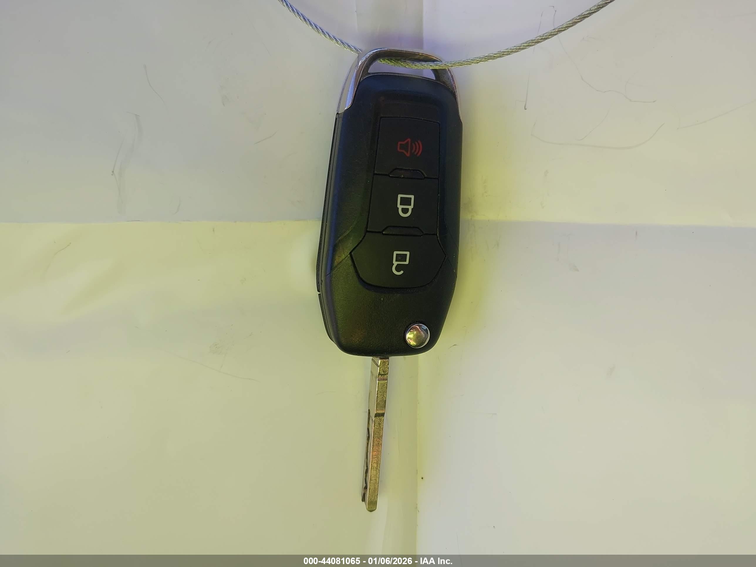 FORD ESCAPE image 11