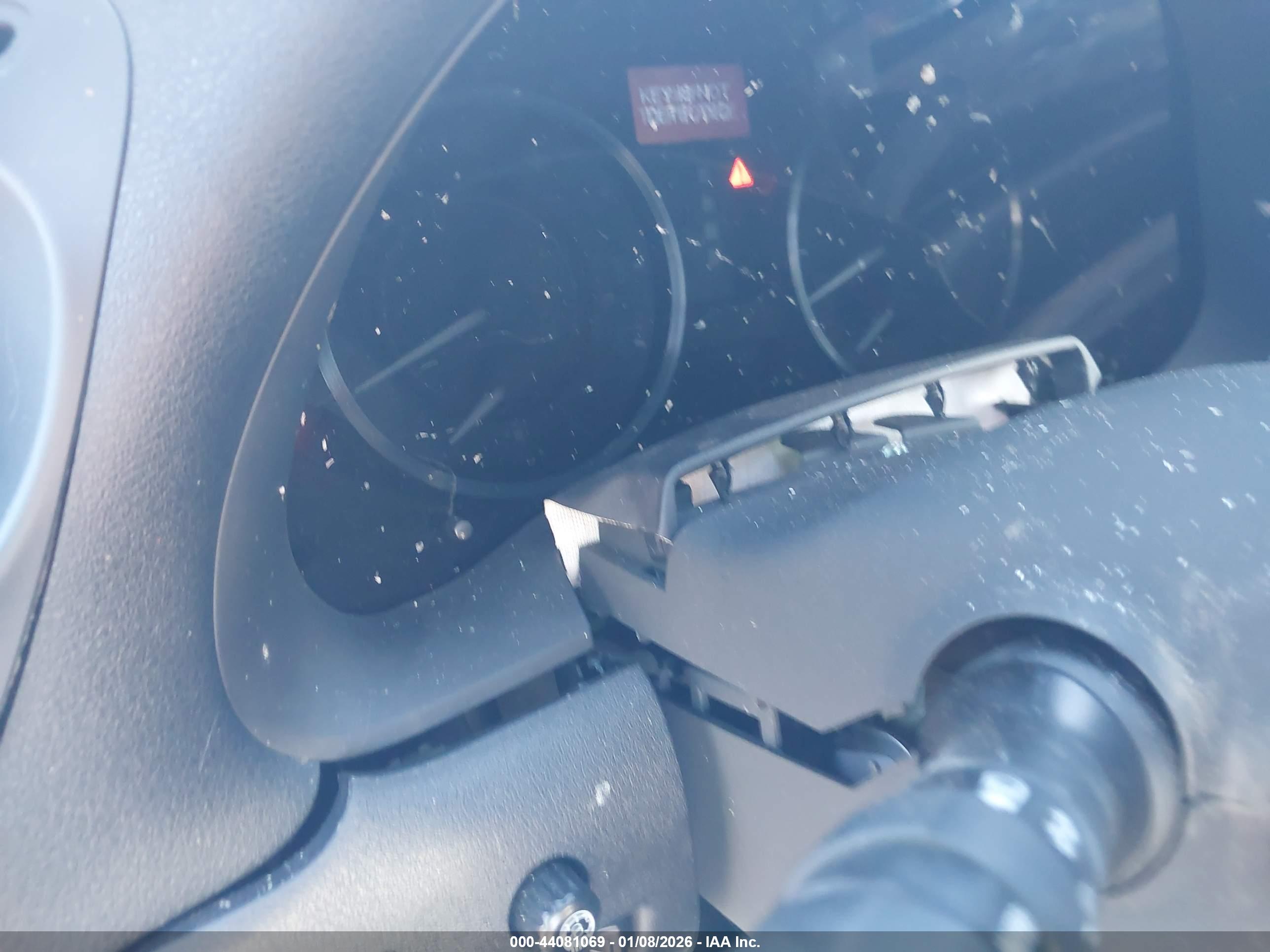 LEXUS IS image 7