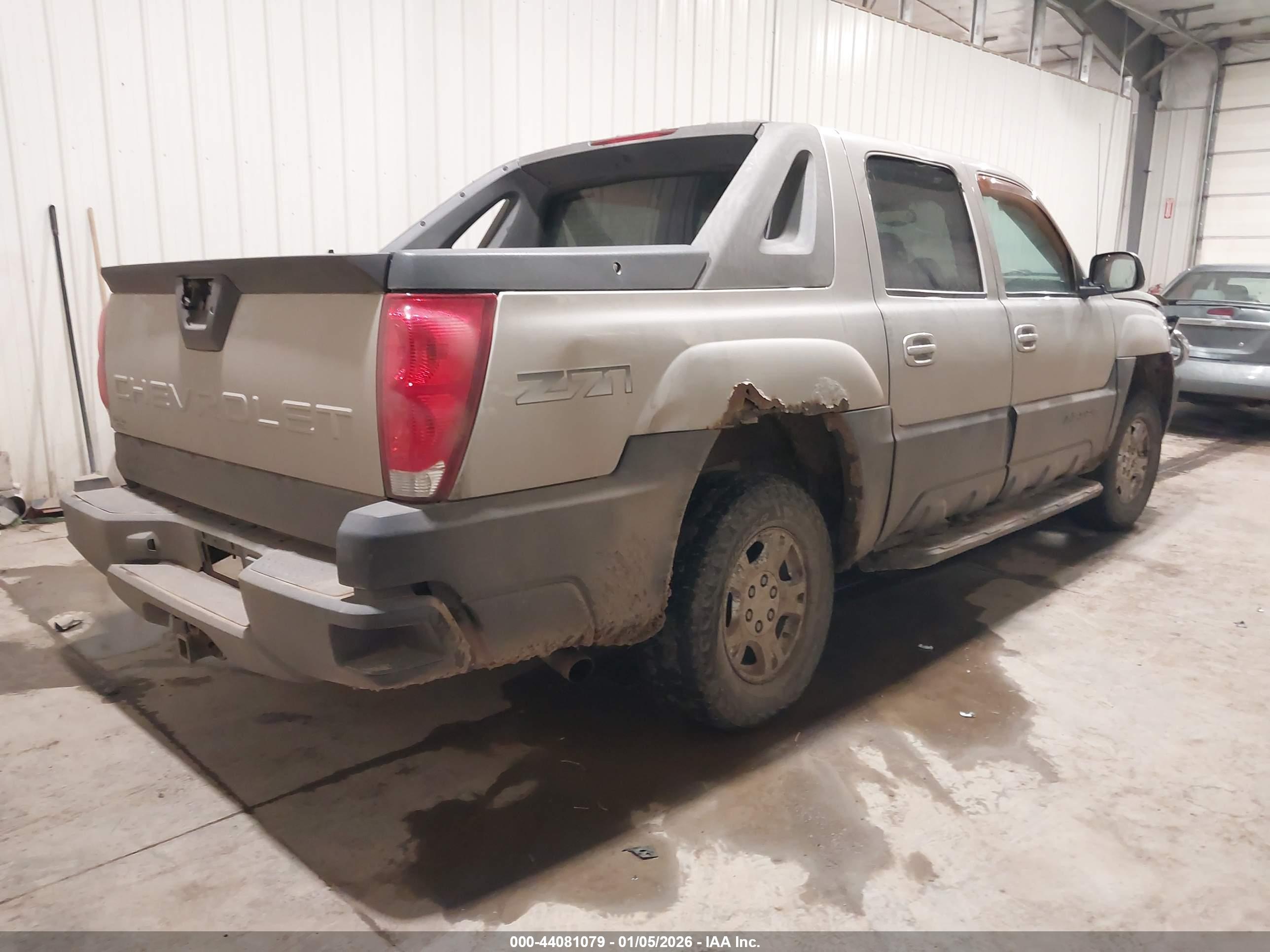 CHEVROLET AVALANCHE image 4