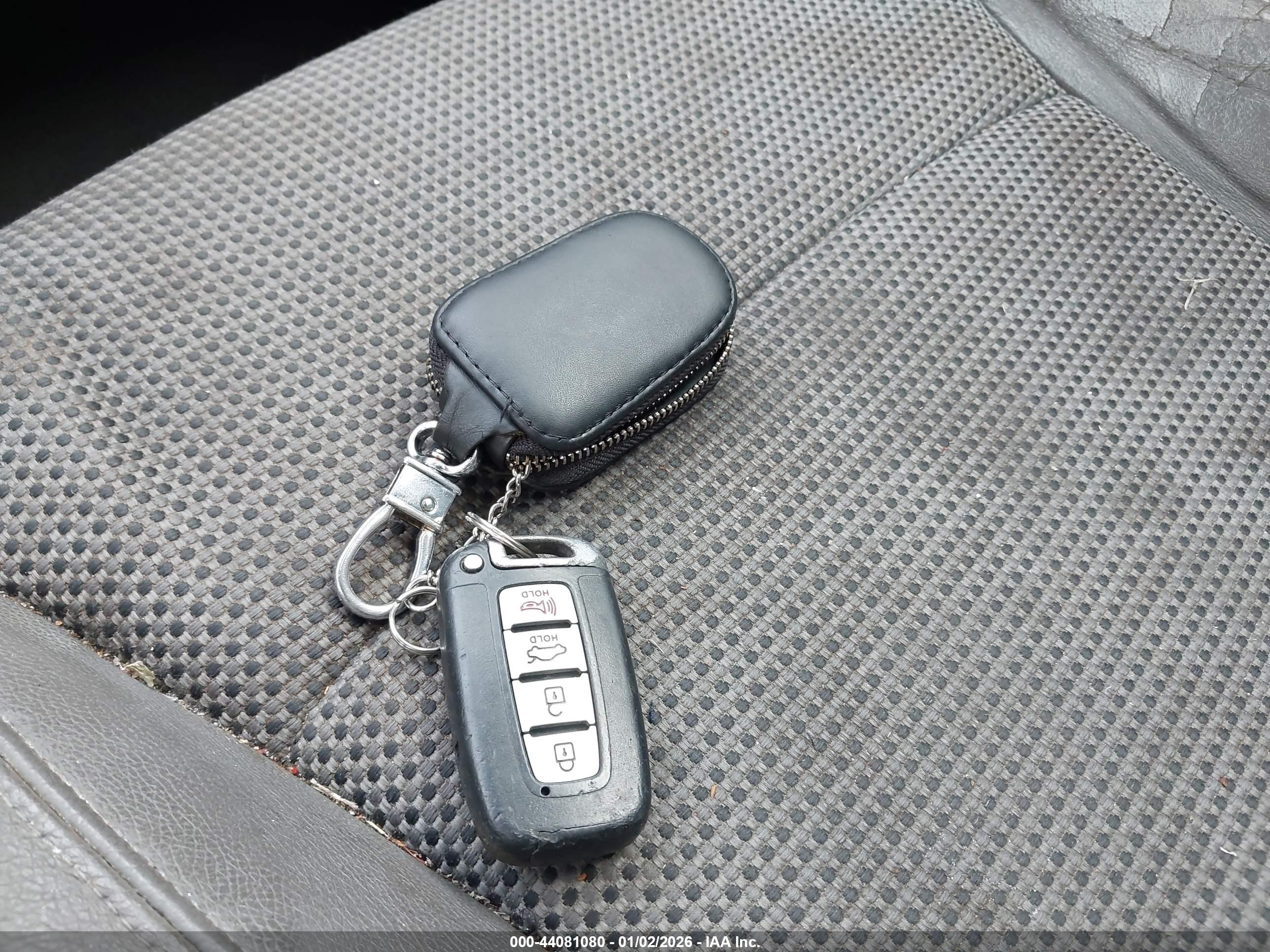 HYUNDAI SONATA image 11