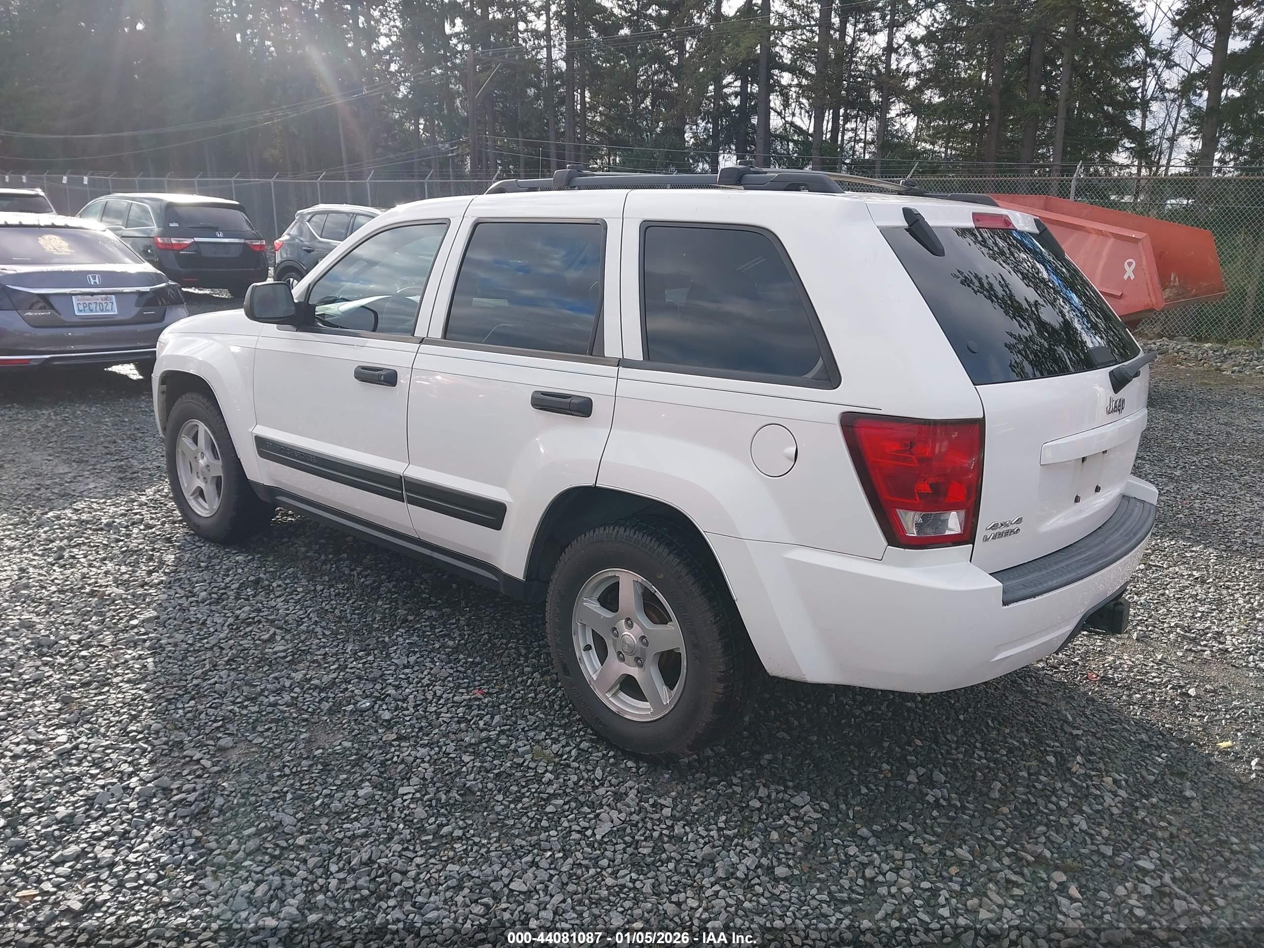 JEEP GRAND image 3