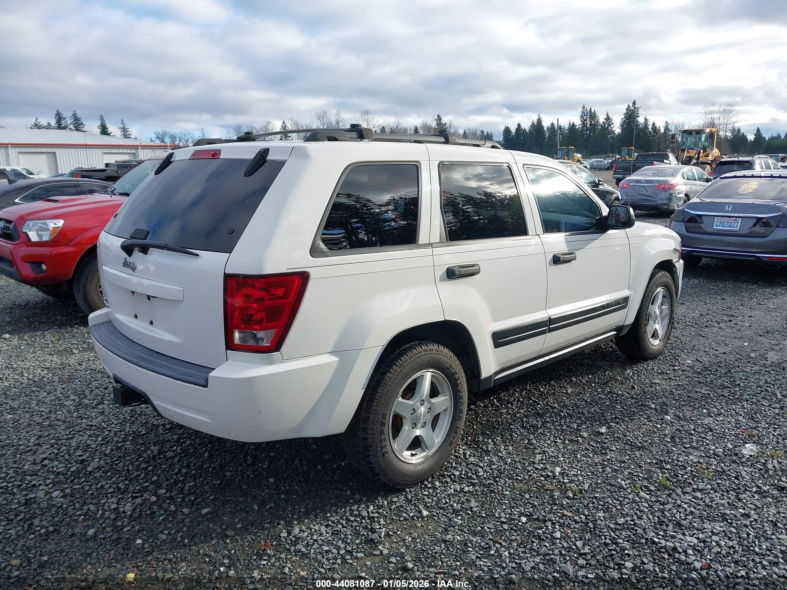 JEEP GRAND image 4