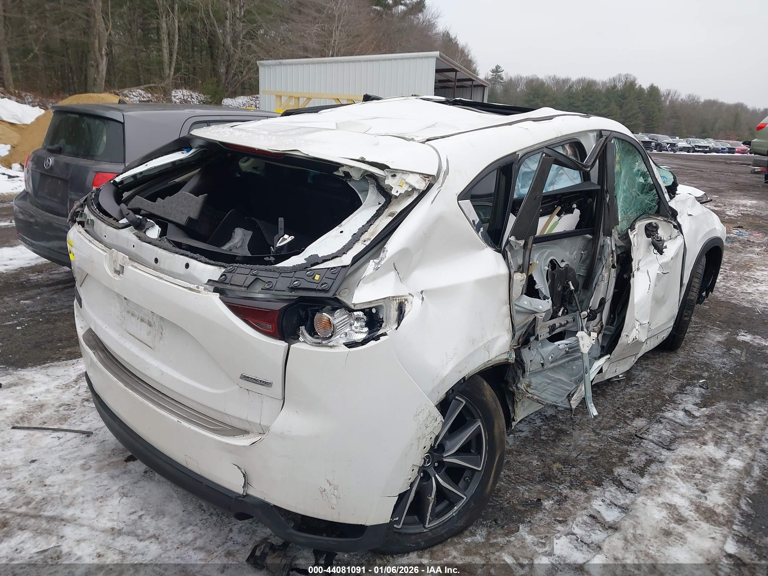 MAZDA CX-5 image 4