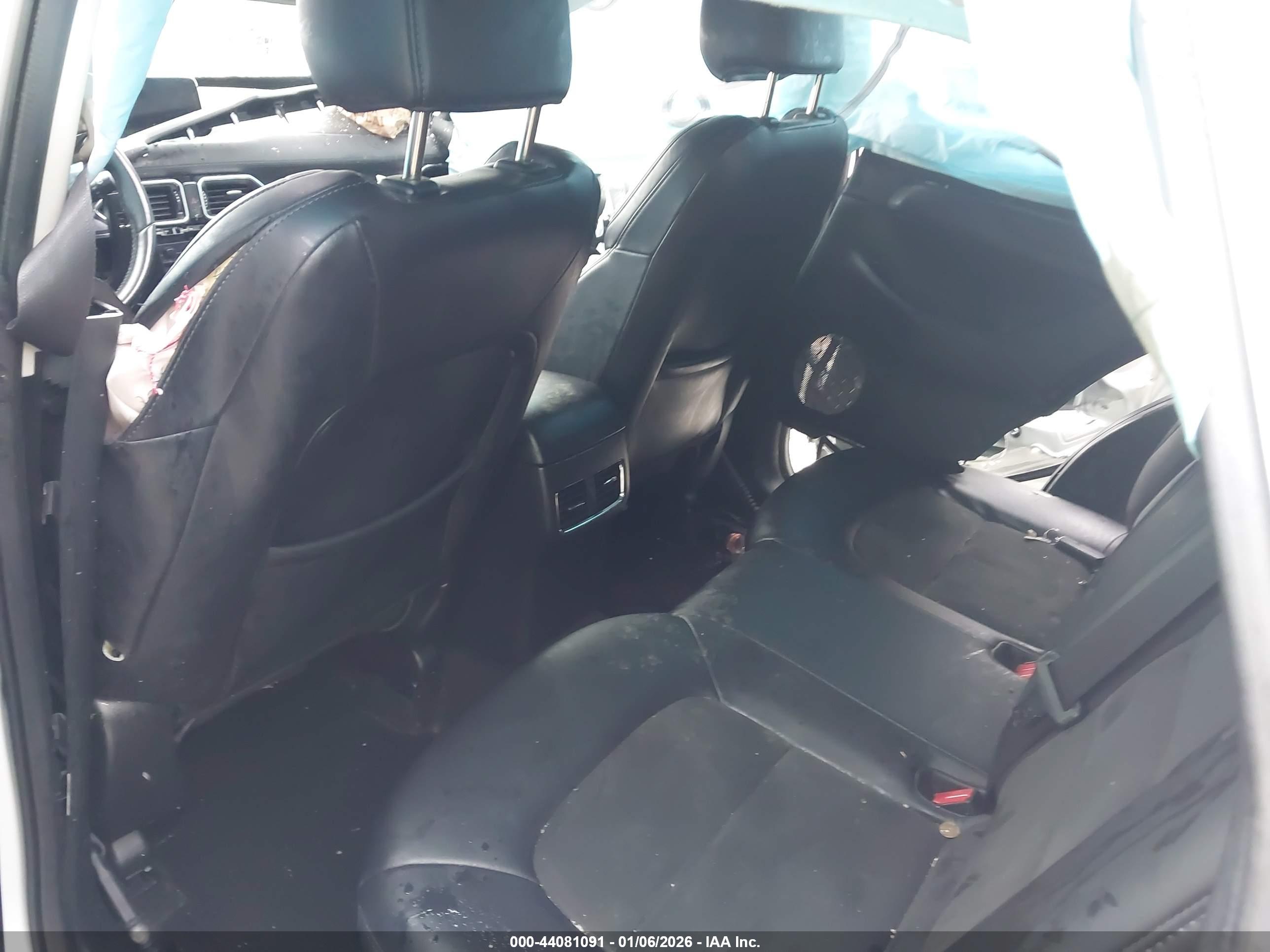 MAZDA CX-5 image 8