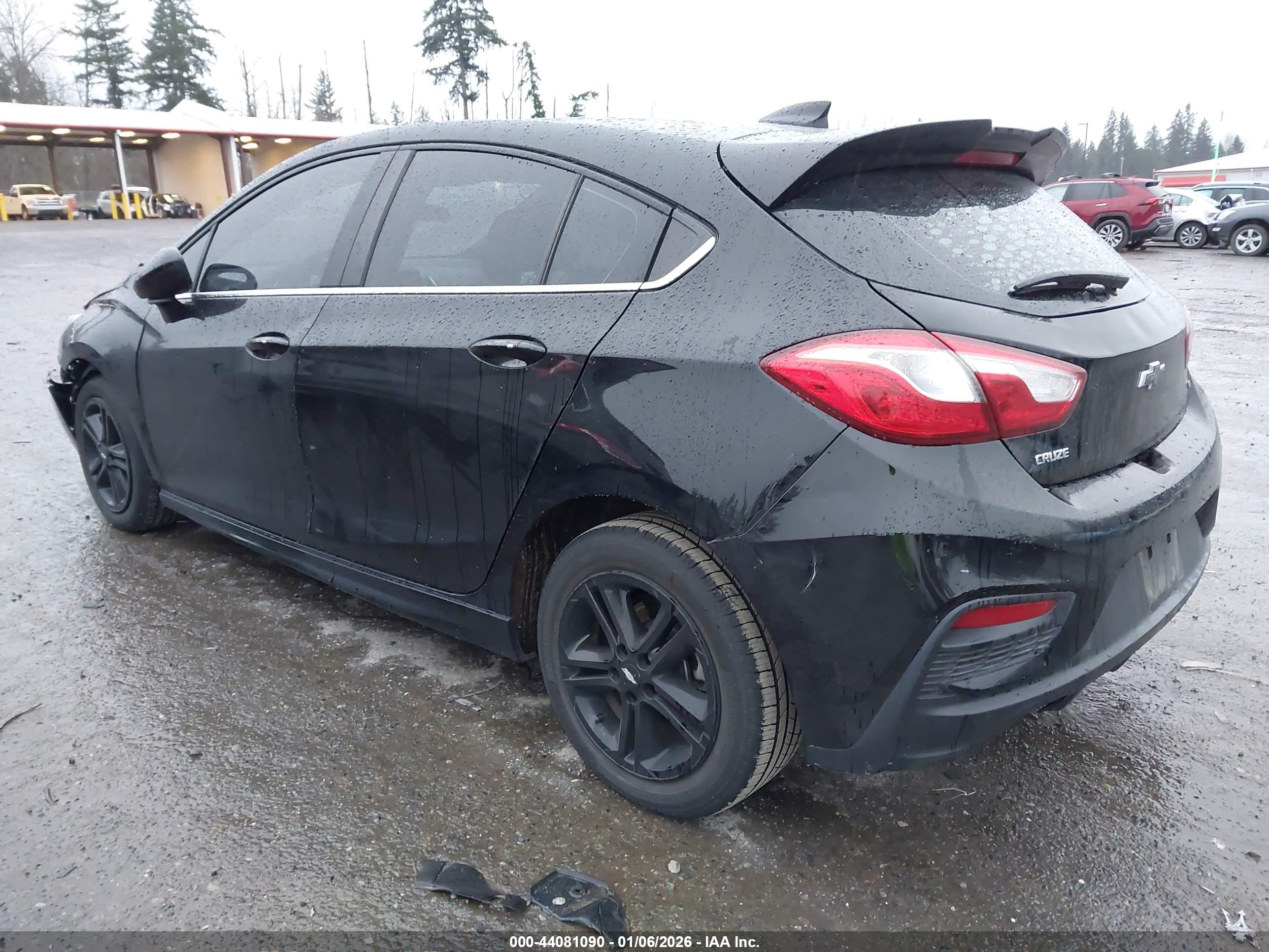 CHEVROLET CRUZE image 3