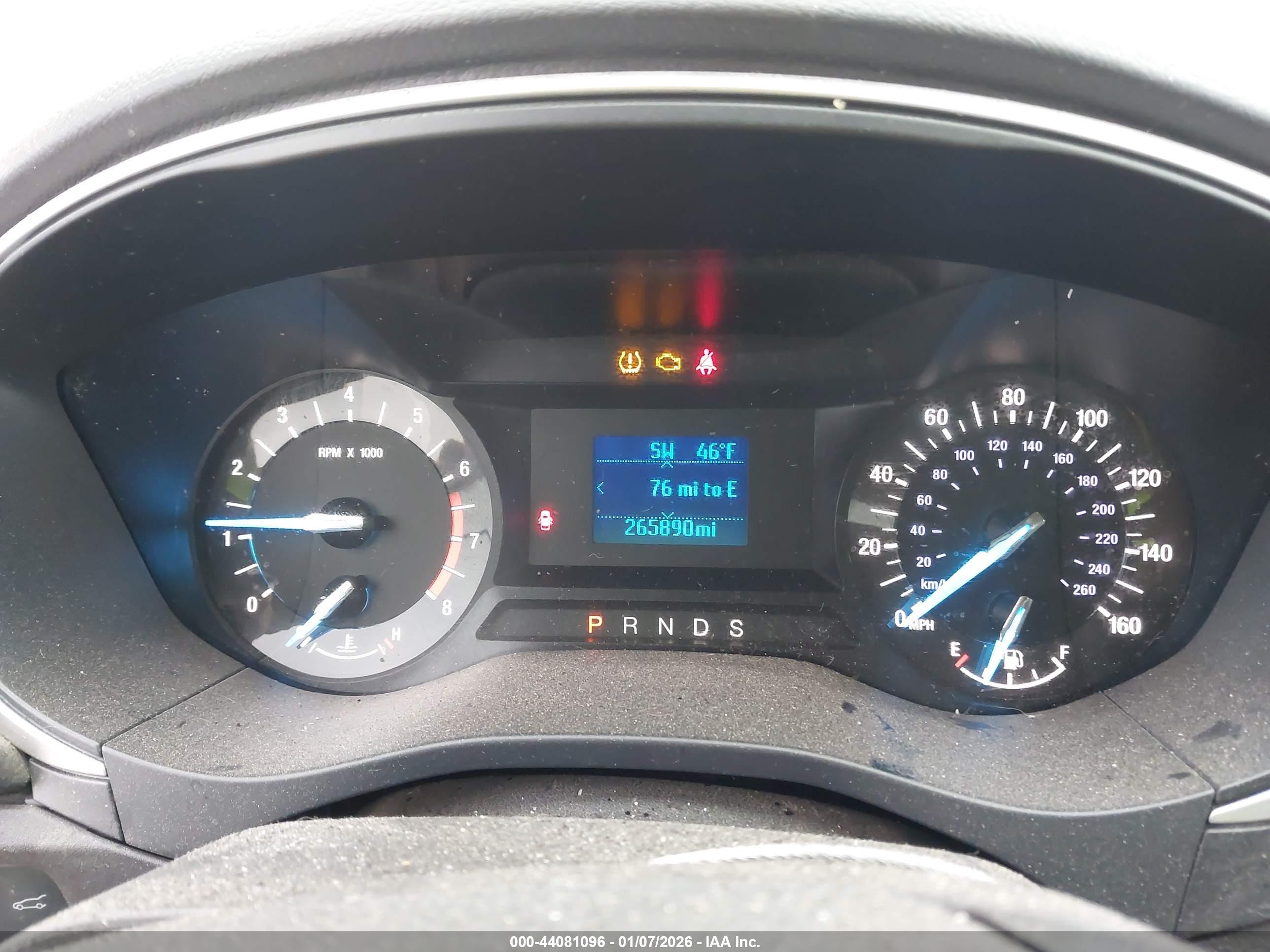FORD FUSION image 7