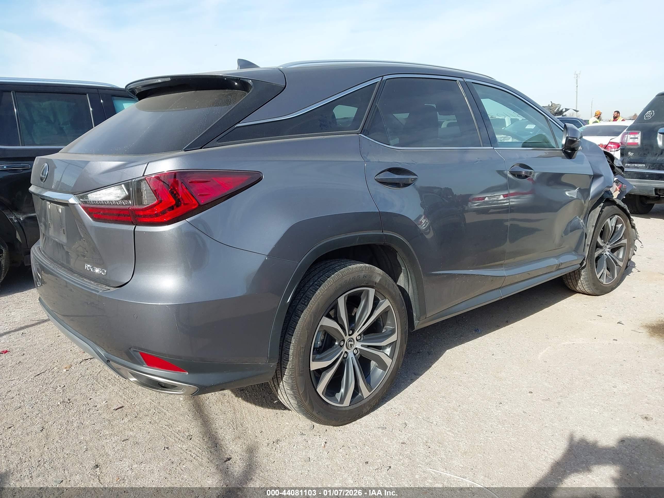LEXUS RX image 4