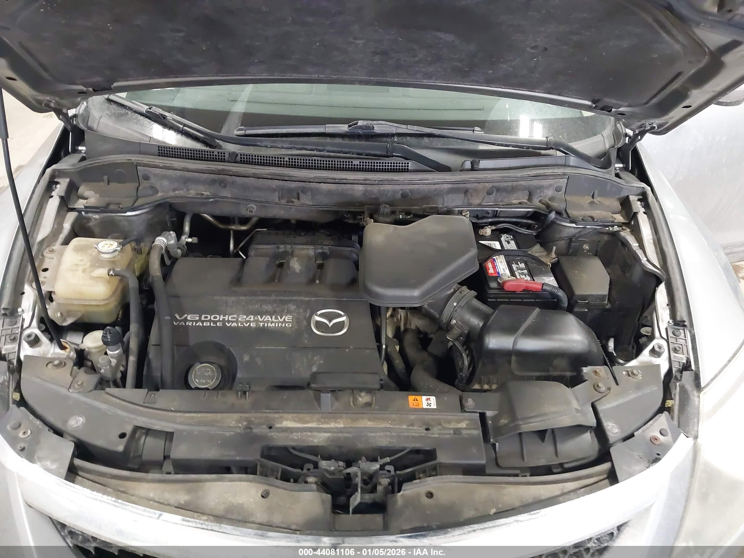 MAZDA CX-9 image 10