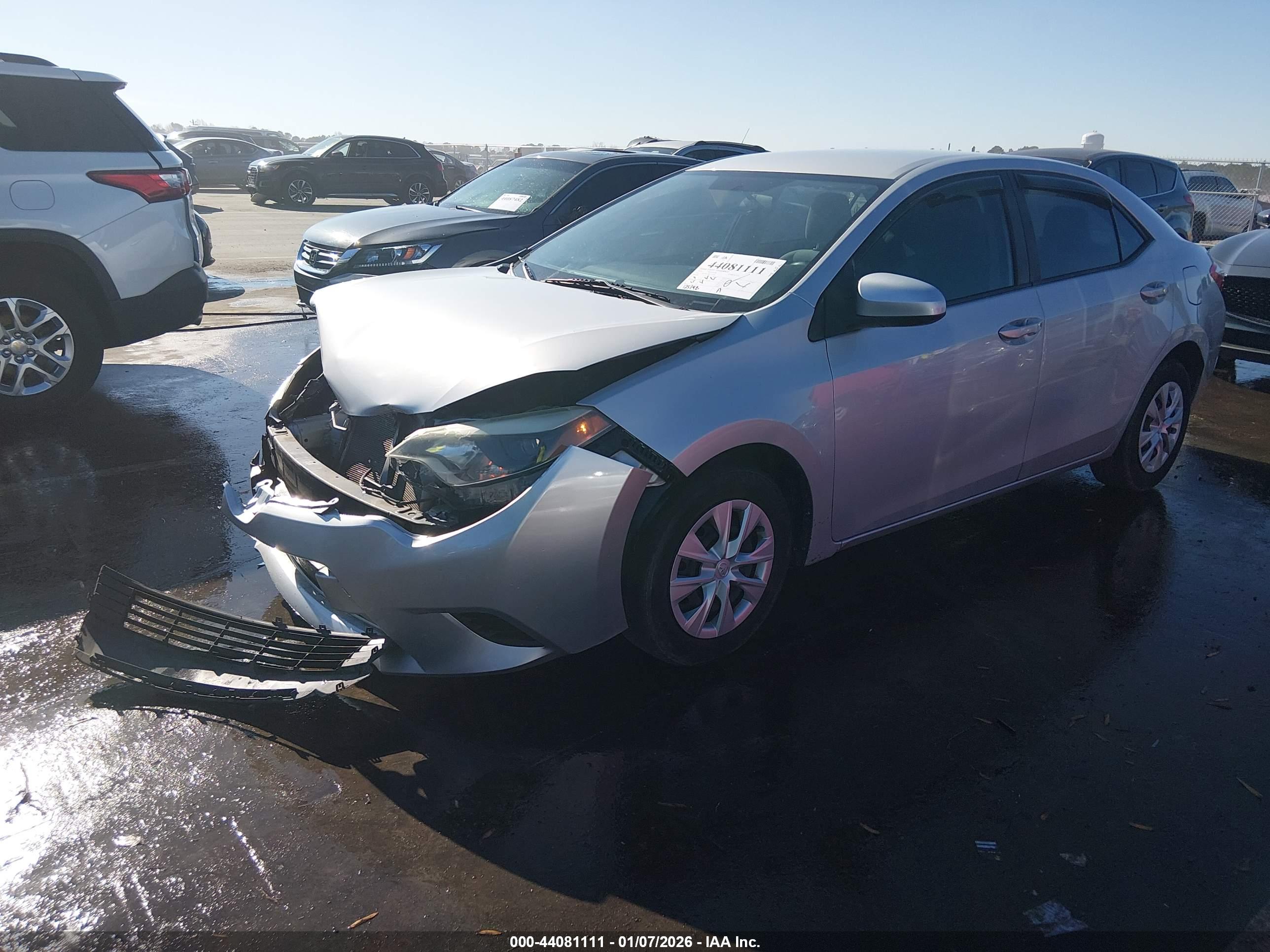TOYOTA COROLLA image 2