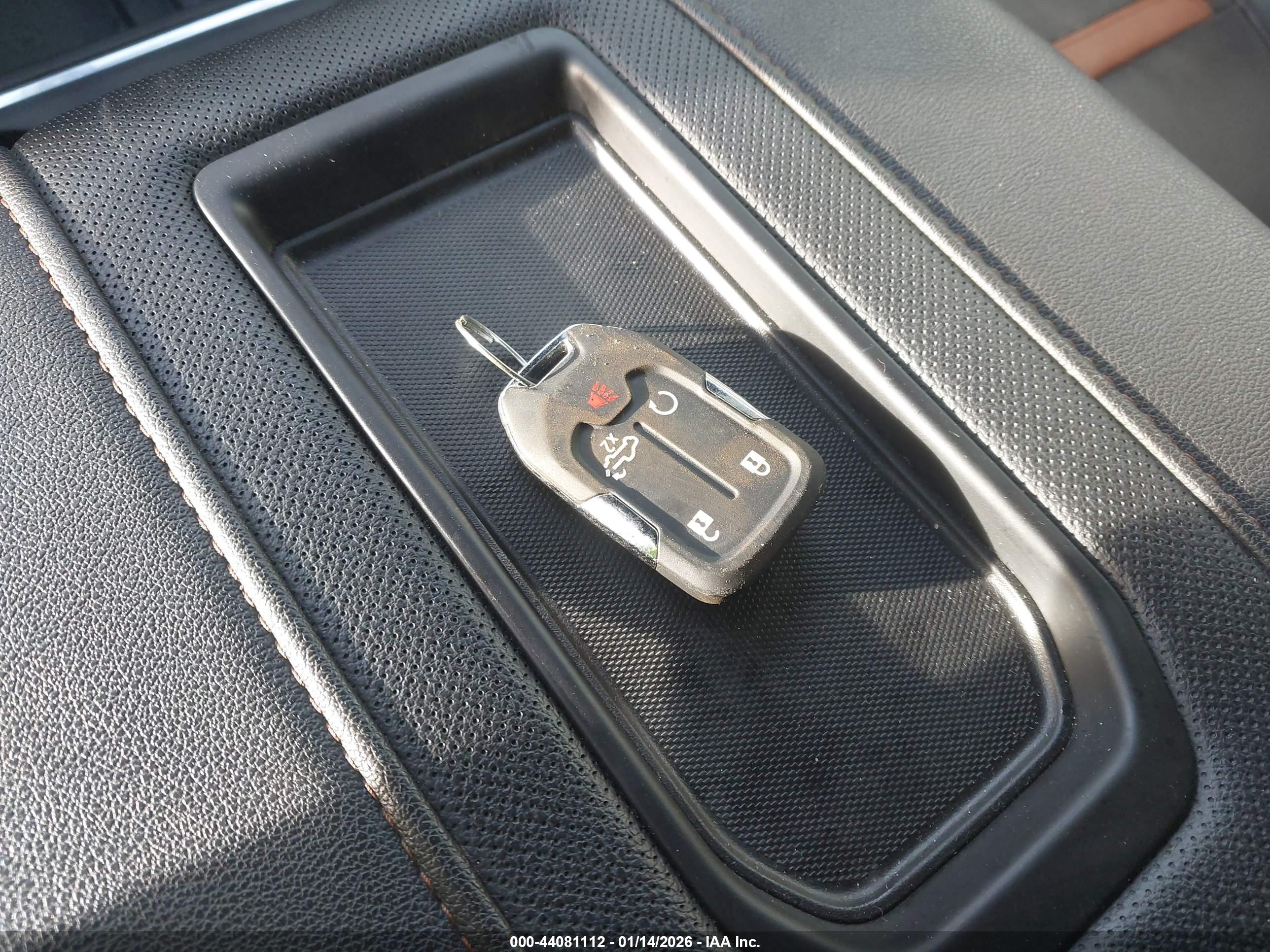 GMC SIERRA image 11