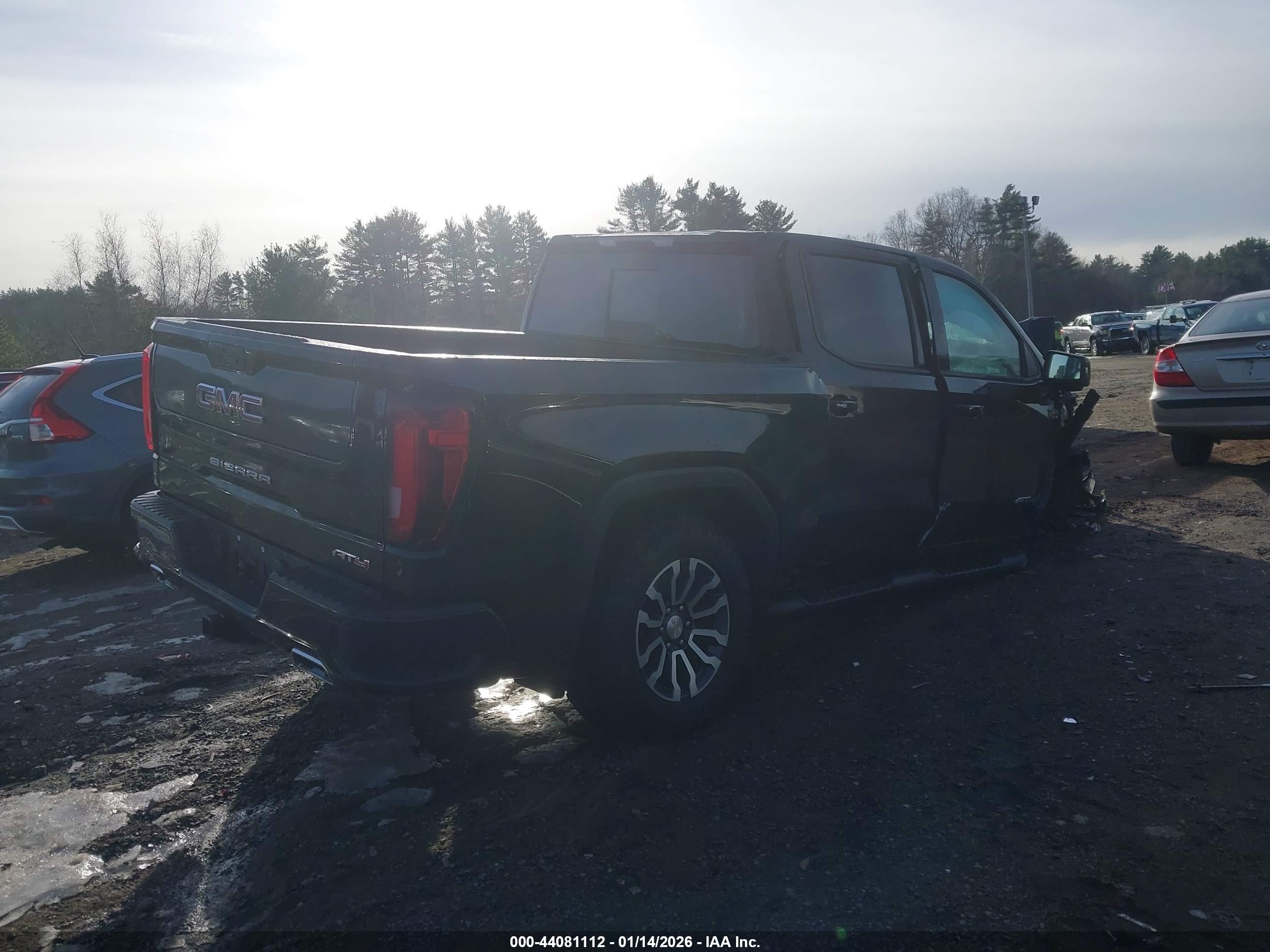 GMC SIERRA image 4