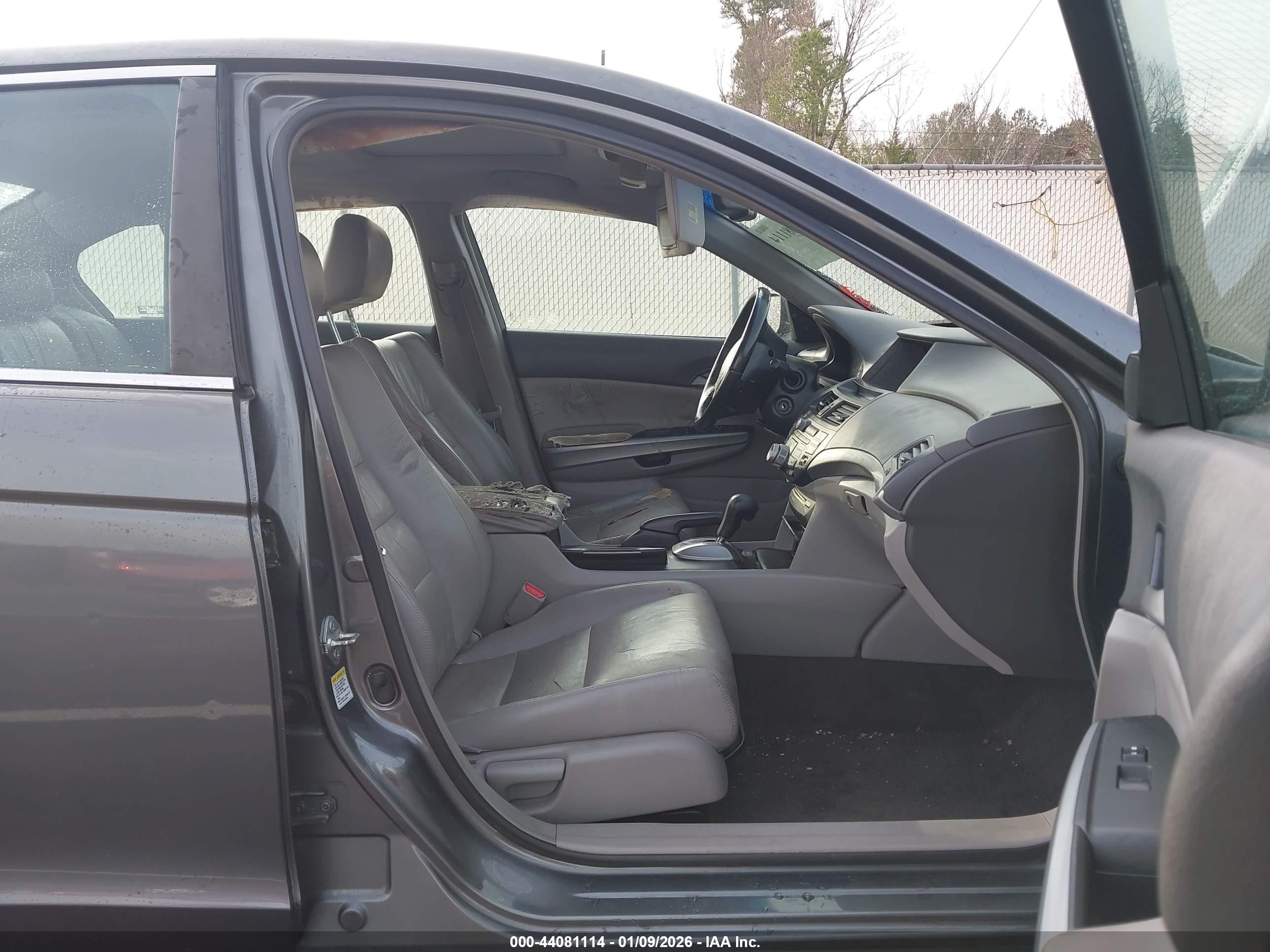 HONDA ACCORD image 5