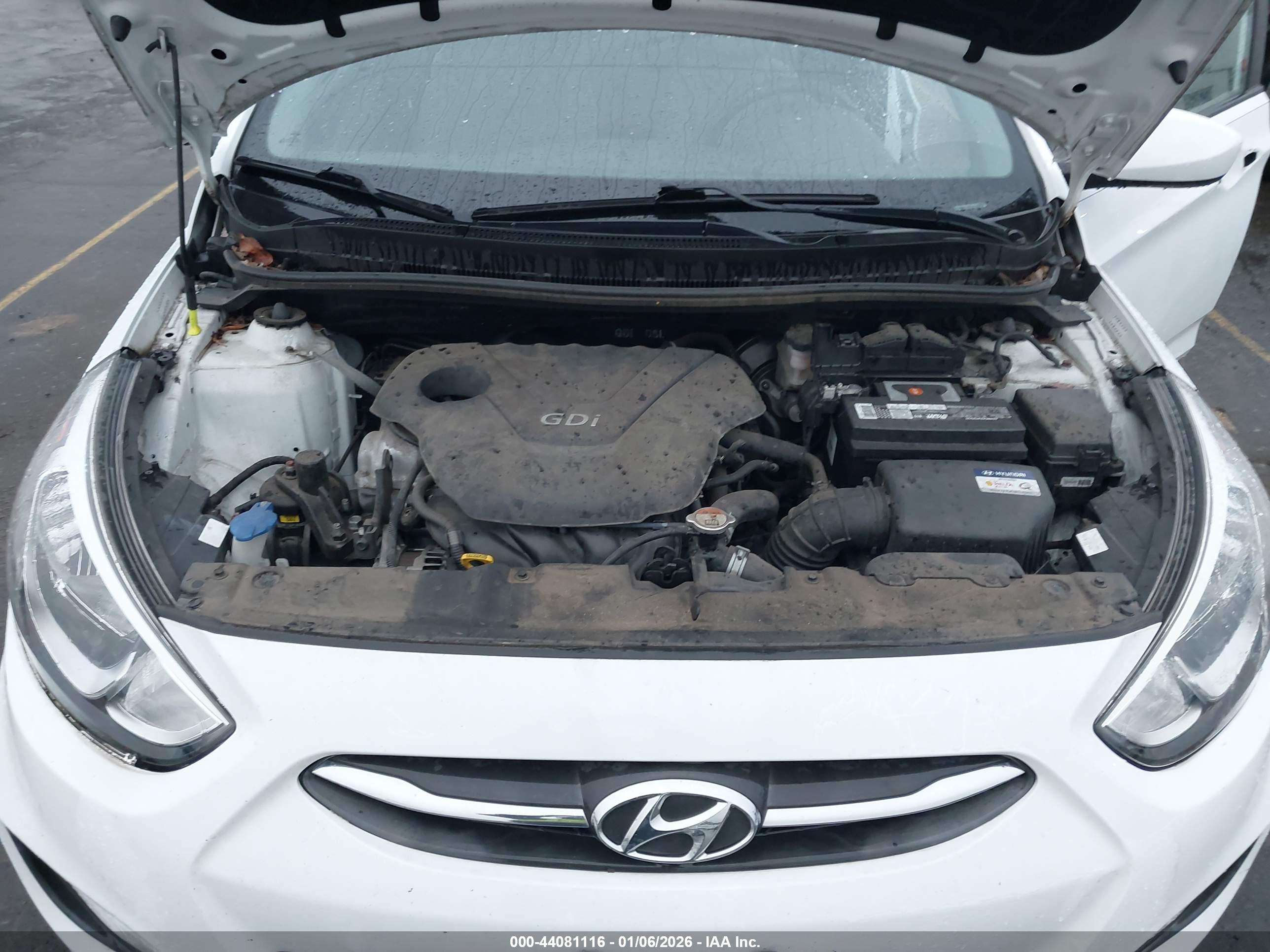 HYUNDAI ACCENT image 10