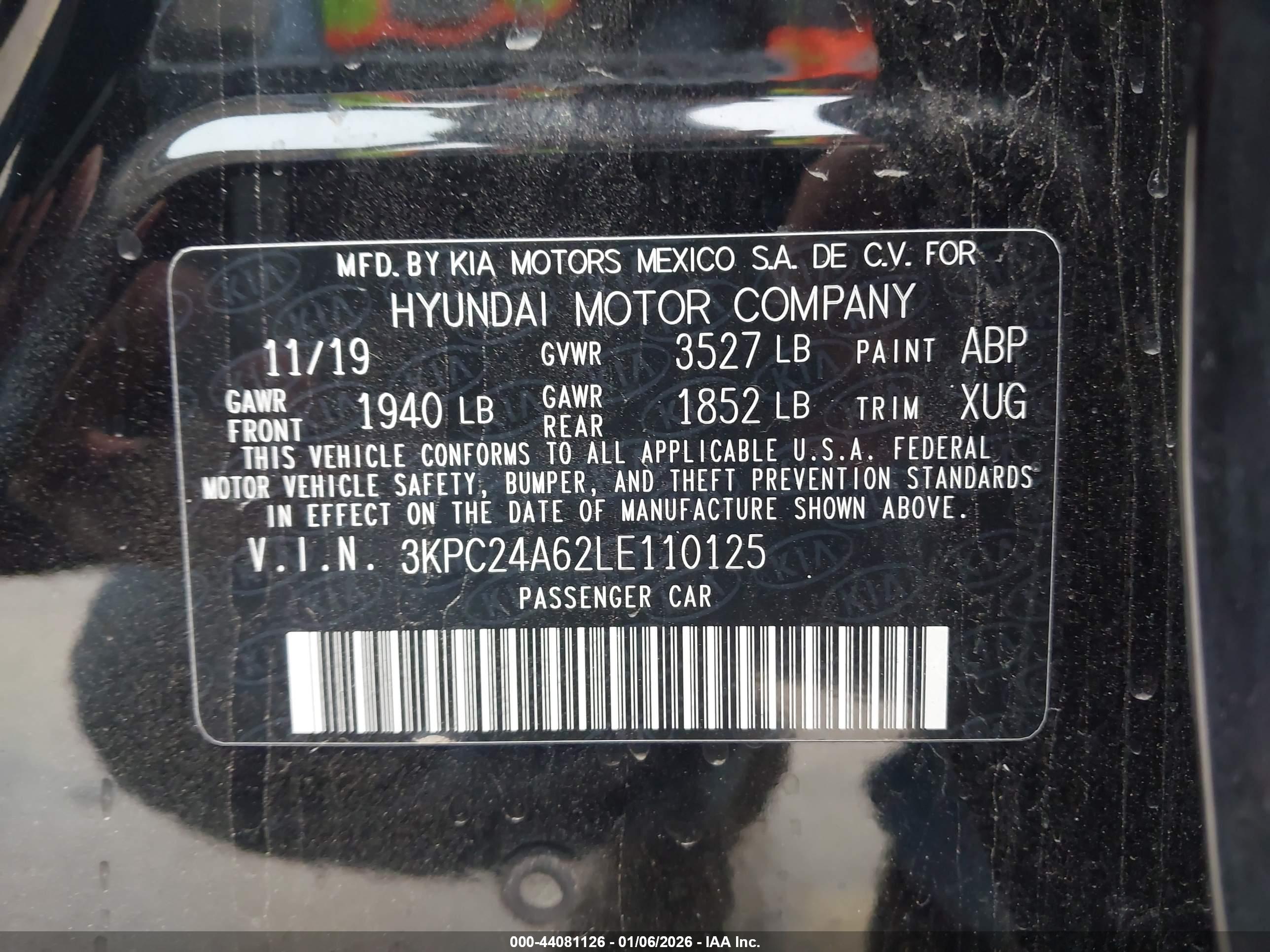 HYUNDAI ACCENT image 9