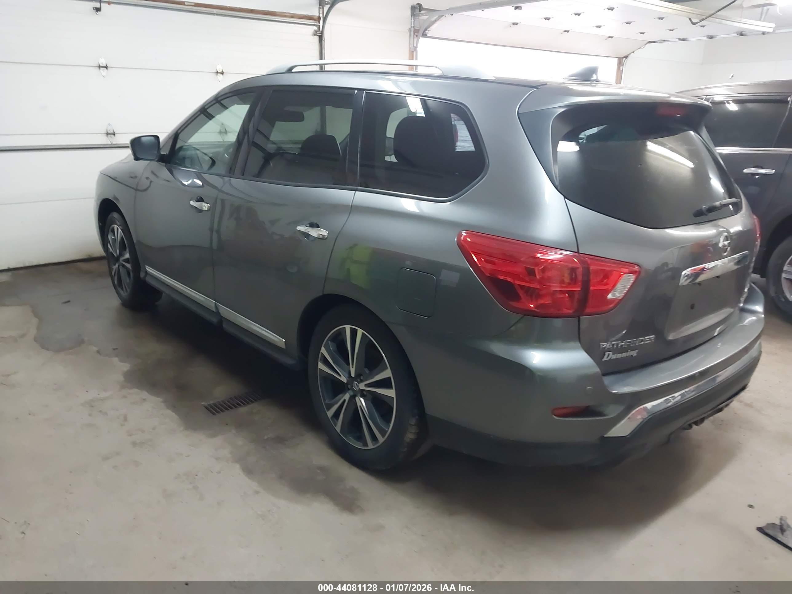 NISSAN PATHFINDER image 3
