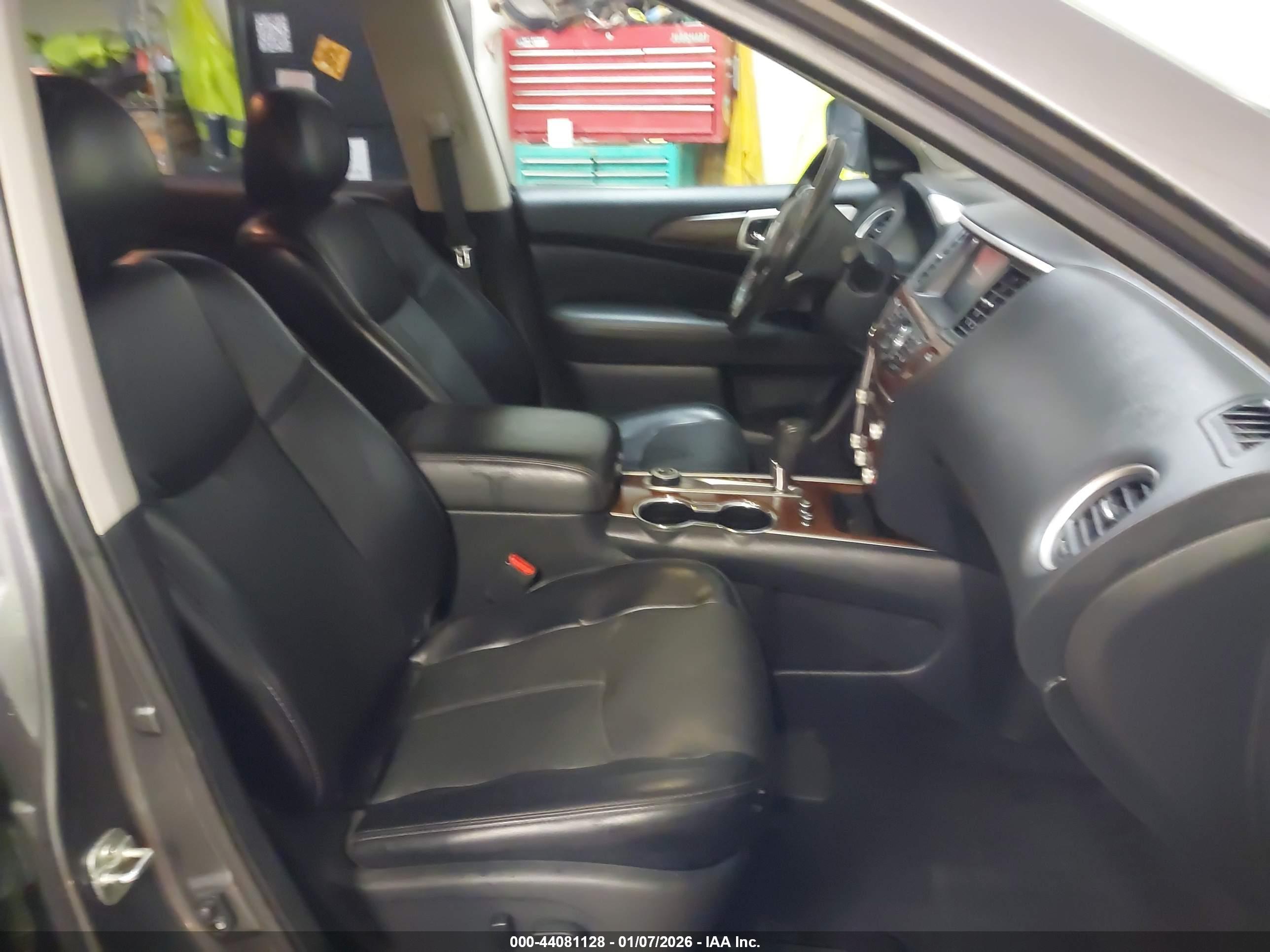 NISSAN PATHFINDER image 5