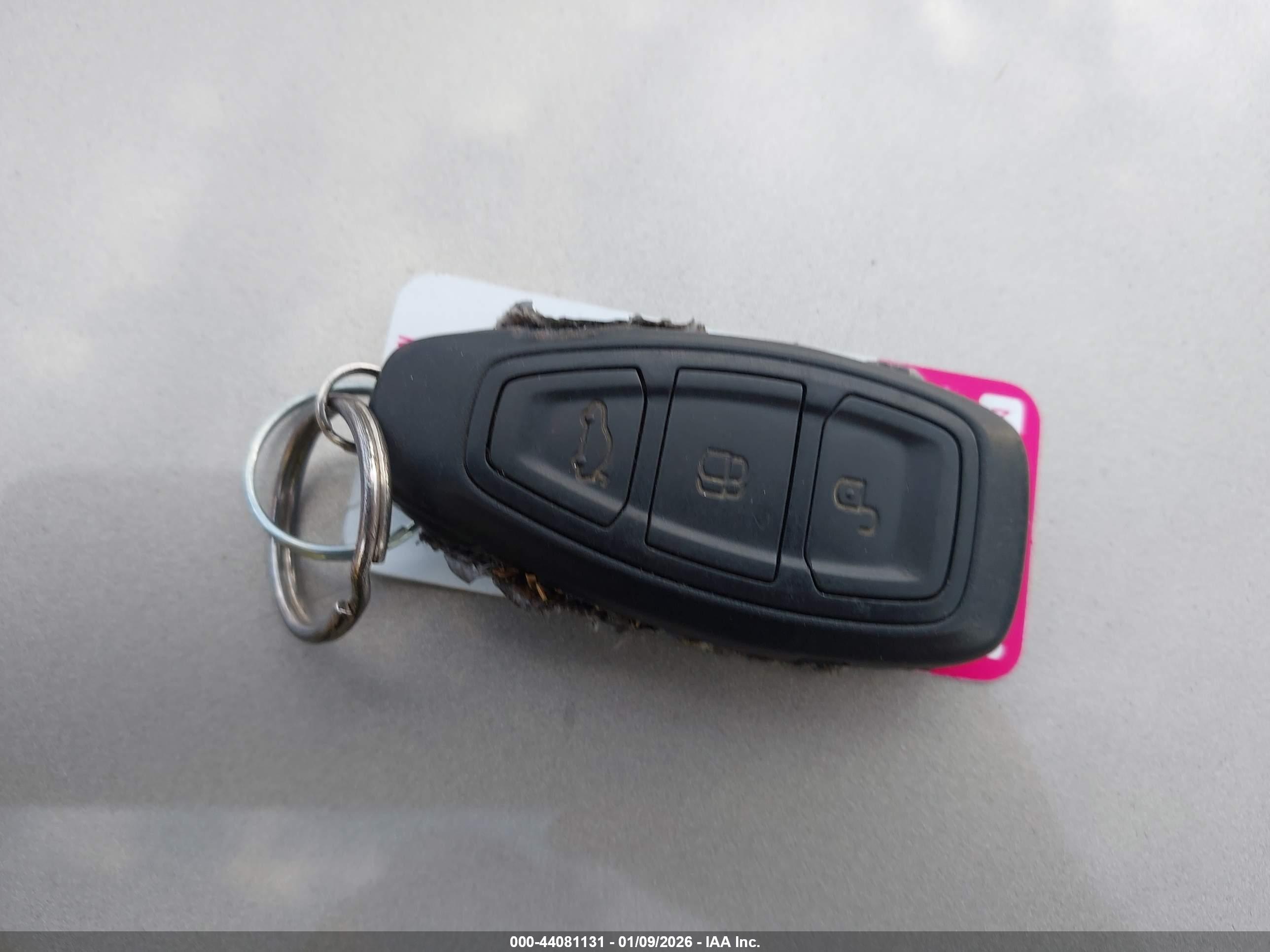 FORD FIESTA image 11