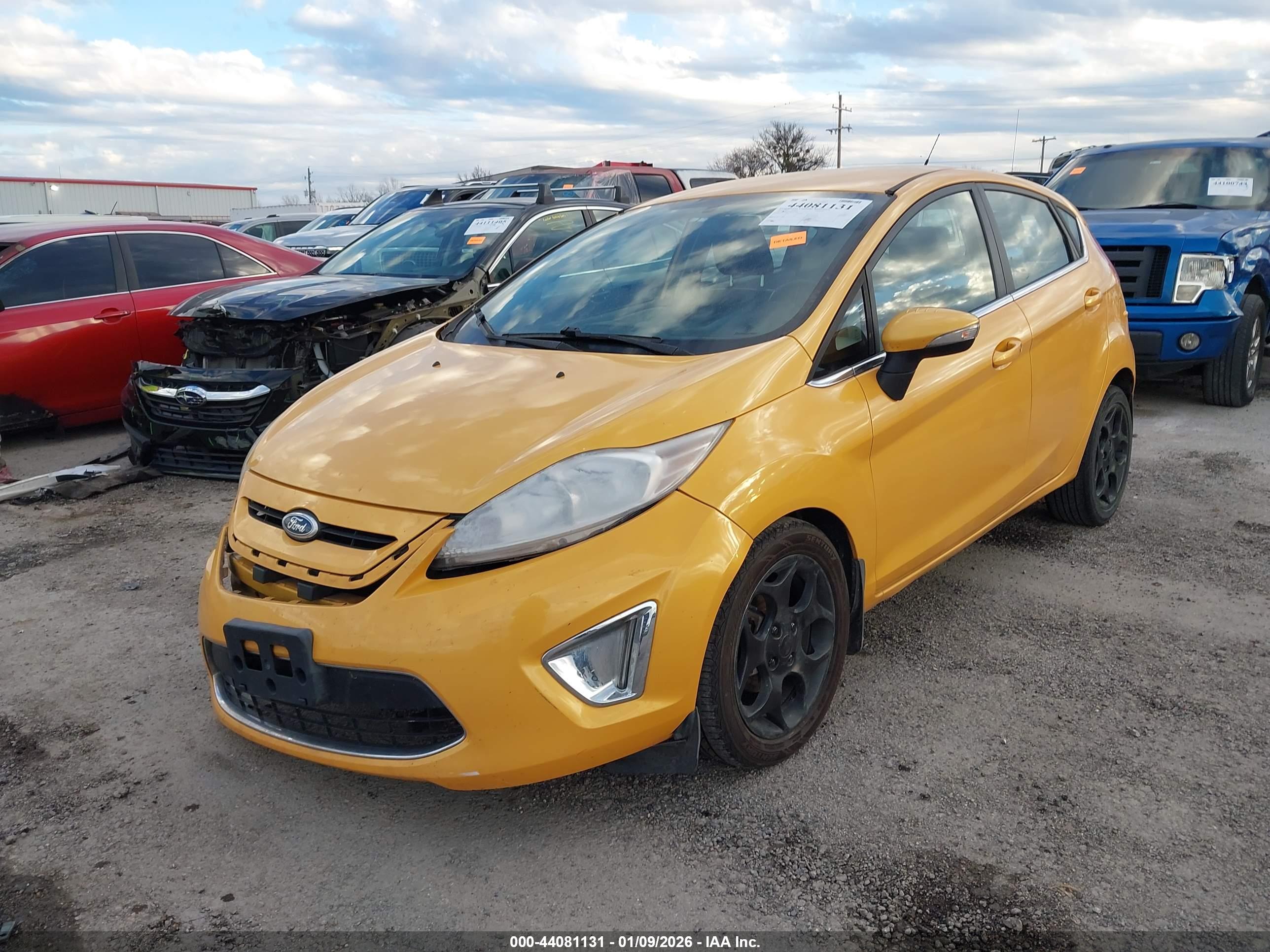 FORD FIESTA image 2