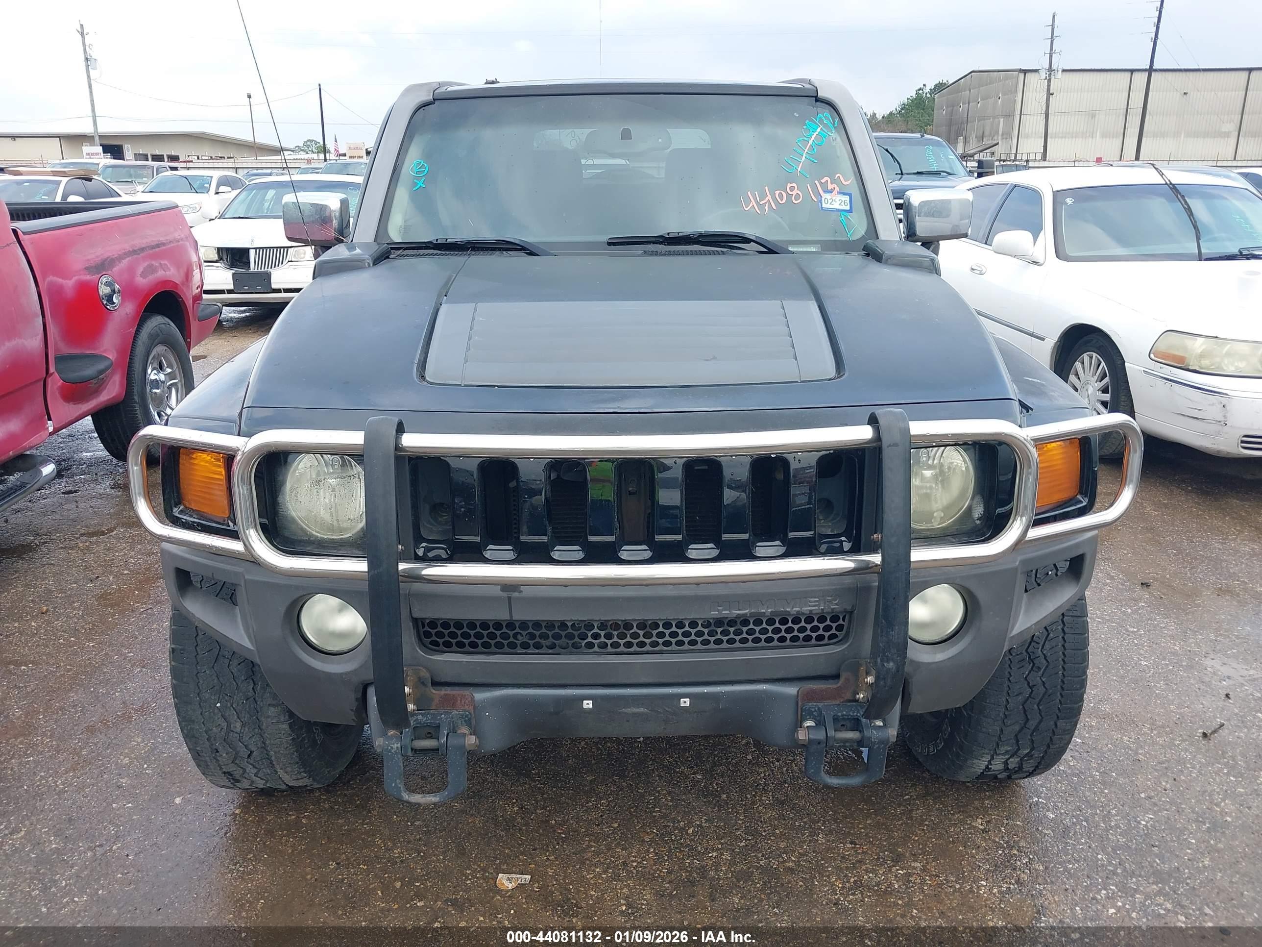 HUMMER H3 image 6
