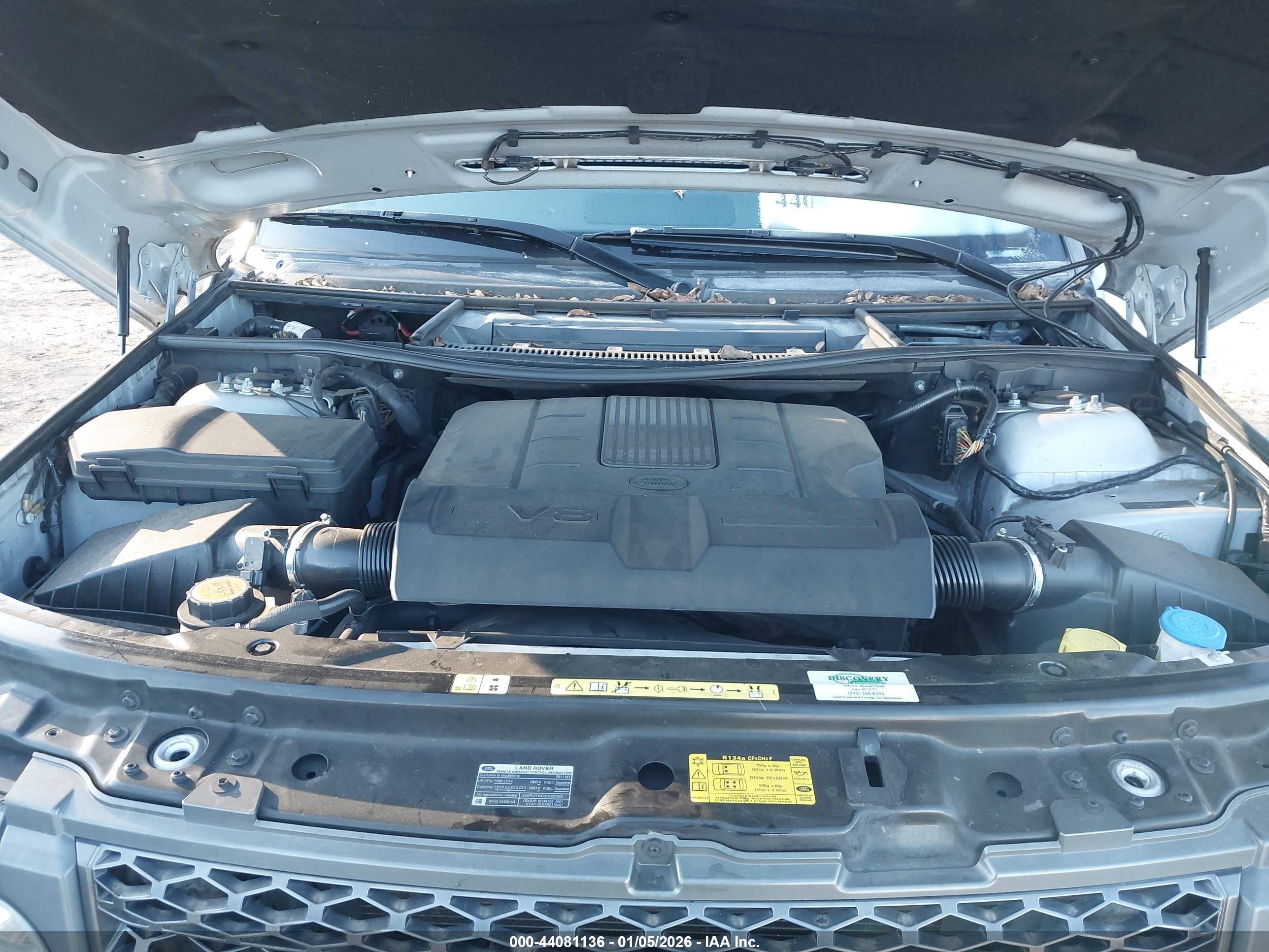 LAND ROVER image 10