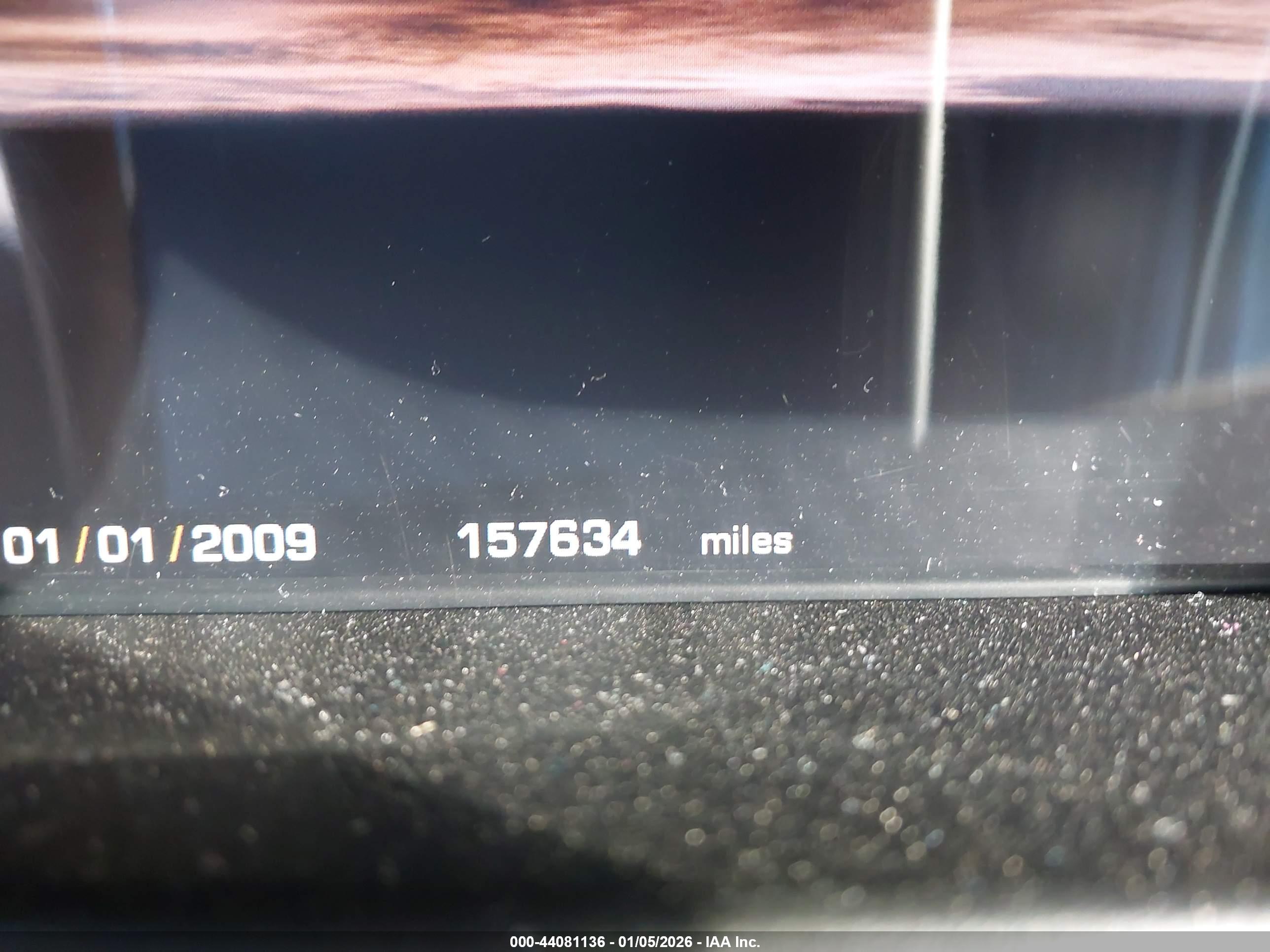 LAND ROVER image 7