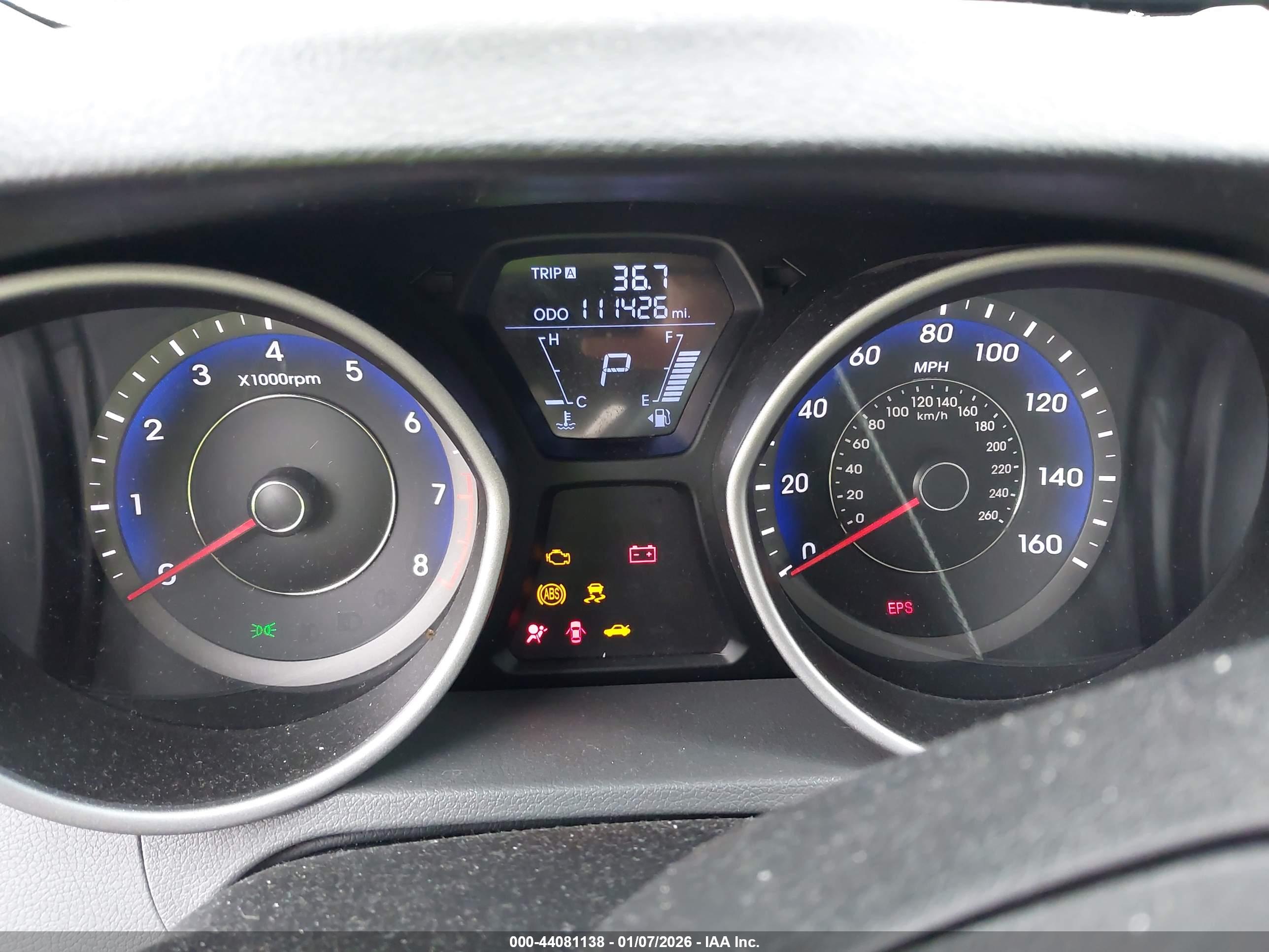 HYUNDAI ELANTRA image 7