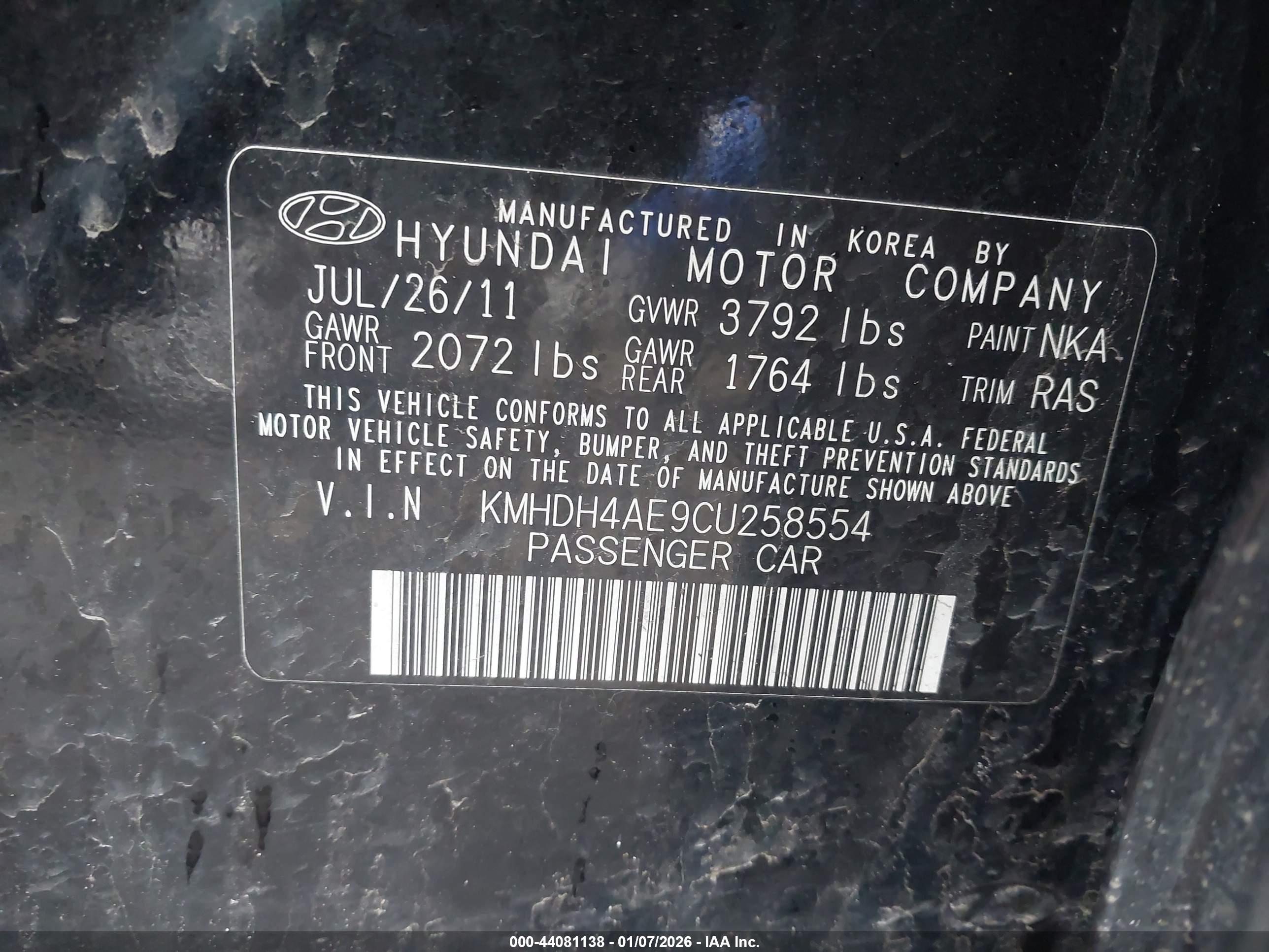 HYUNDAI ELANTRA image 9